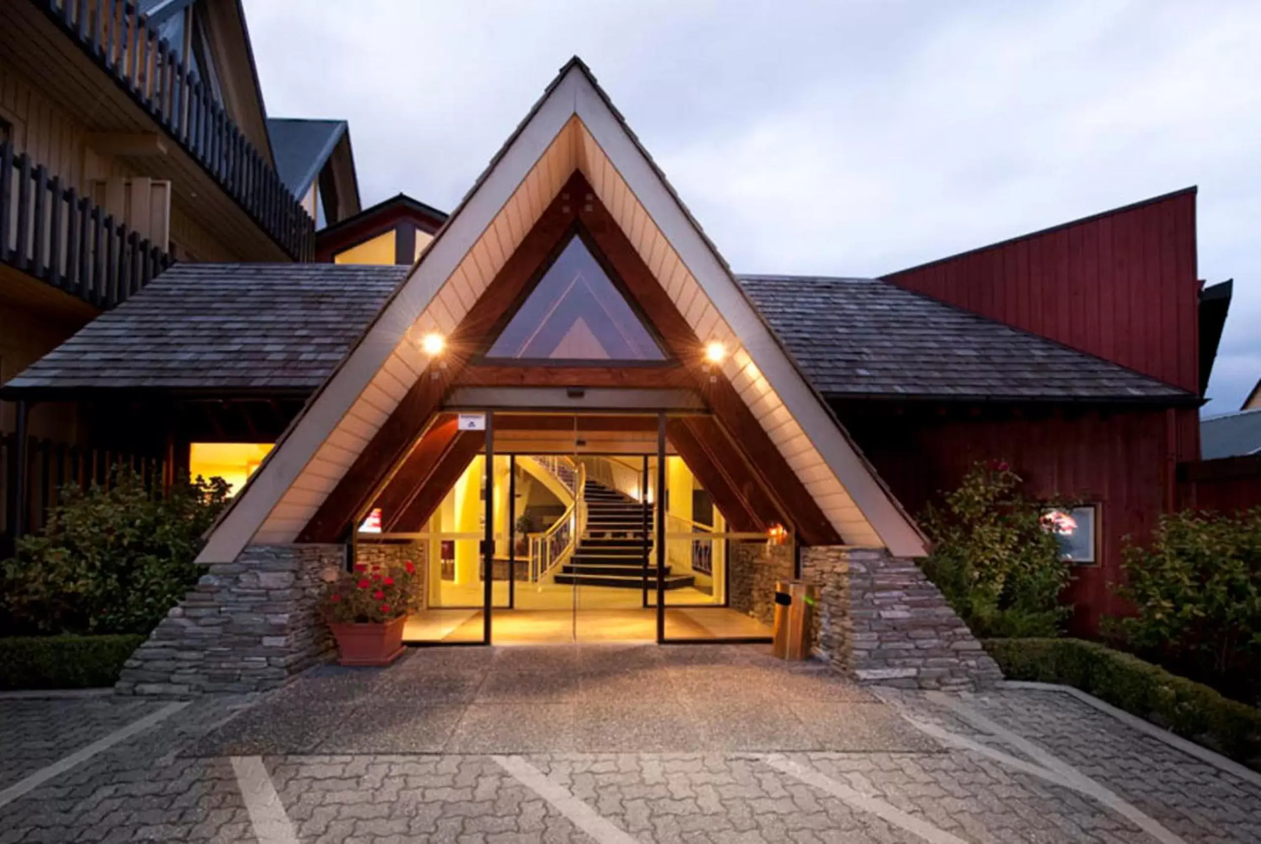 Facade/entrance, Property Building in Heartland Hotel Queenstown