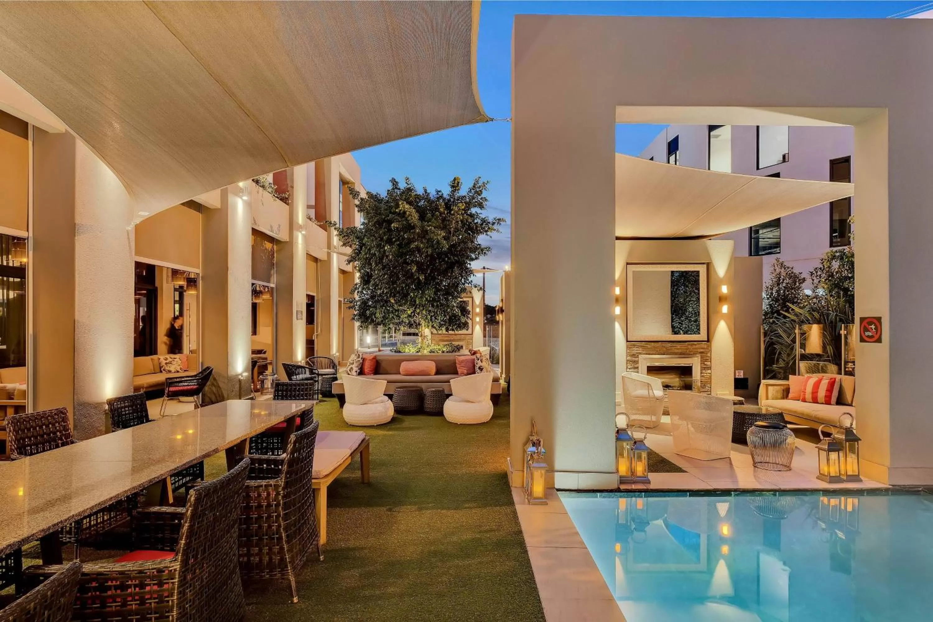 Swimming pool in Protea Hotel Fire & Ice! by Marriott Pretoria Menlyn