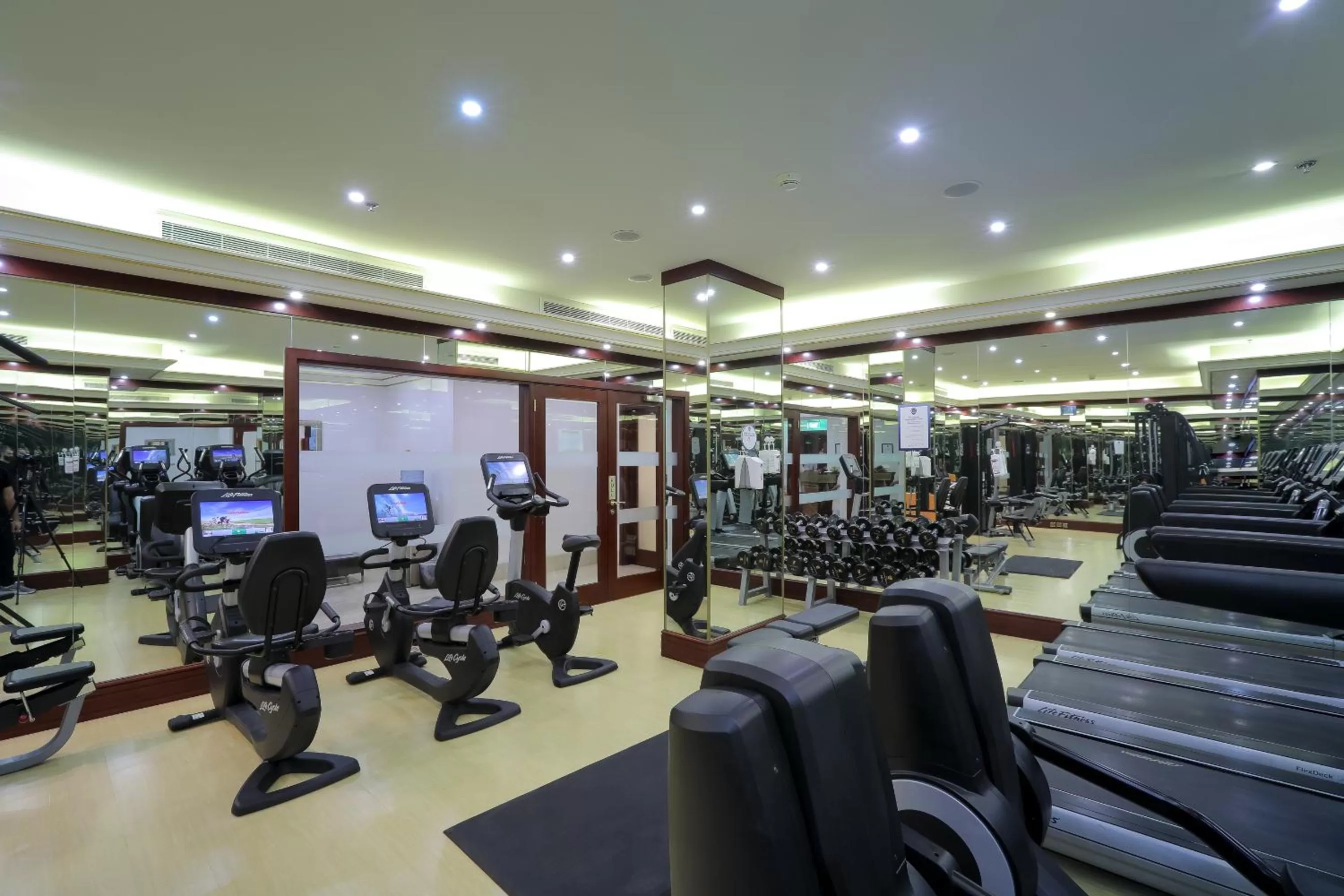 Fitness centre/facilities in Mövenpick Hotel City Star Jeddah