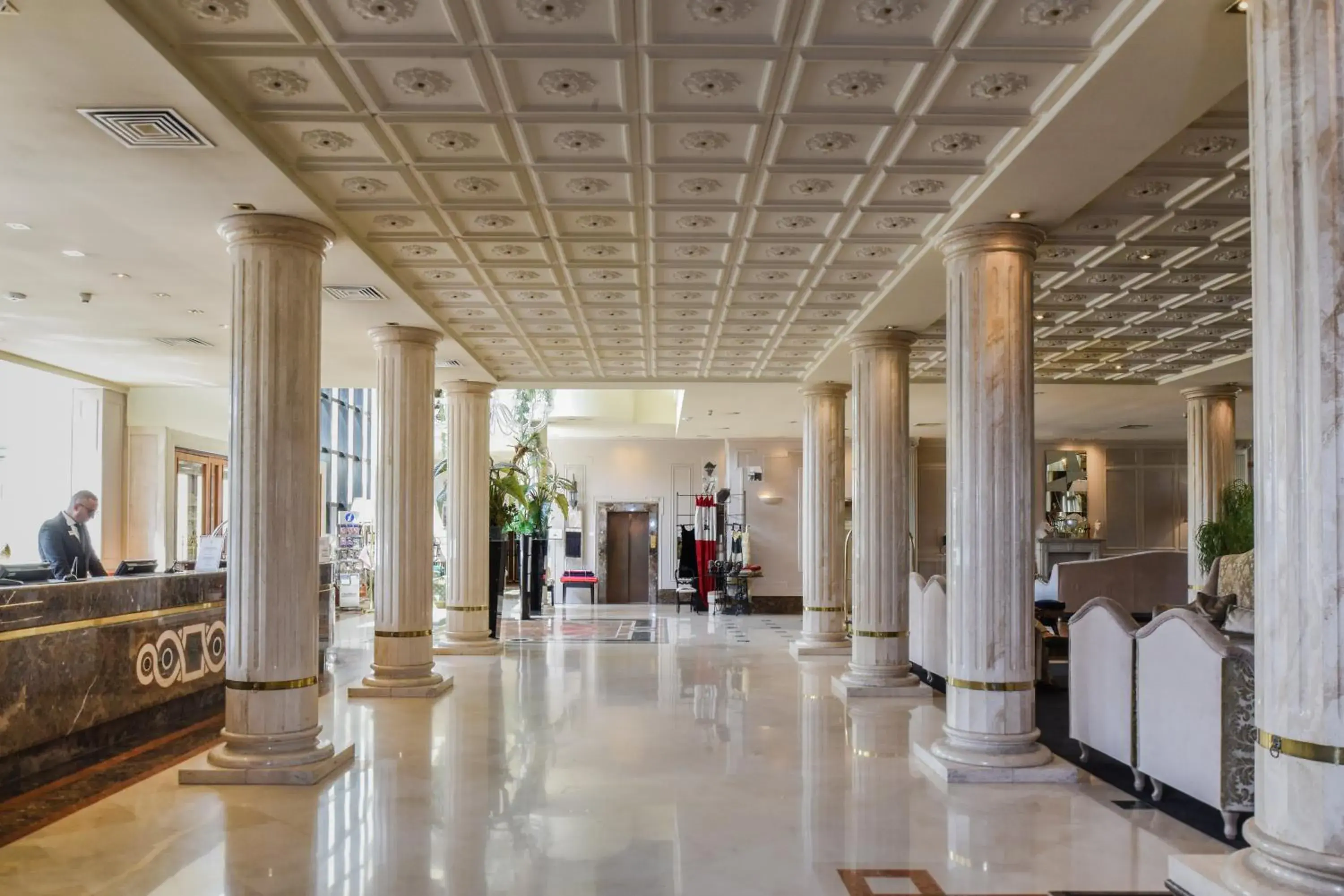 Lobby or reception in Hotel Leon d'Oro