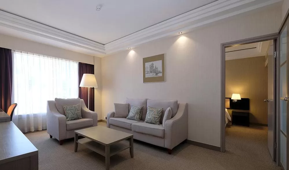 Living room in Prudential Hotel