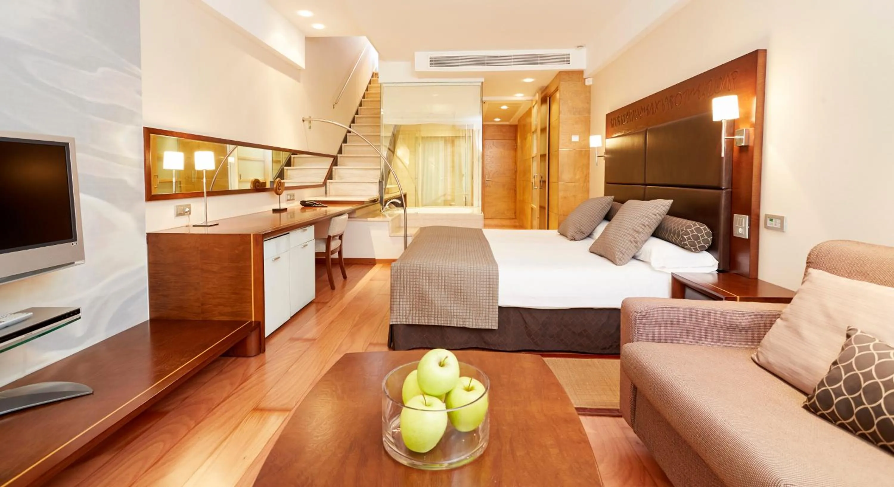 Photo of the whole room in Insotel Fenicia Prestige Suites & Spa