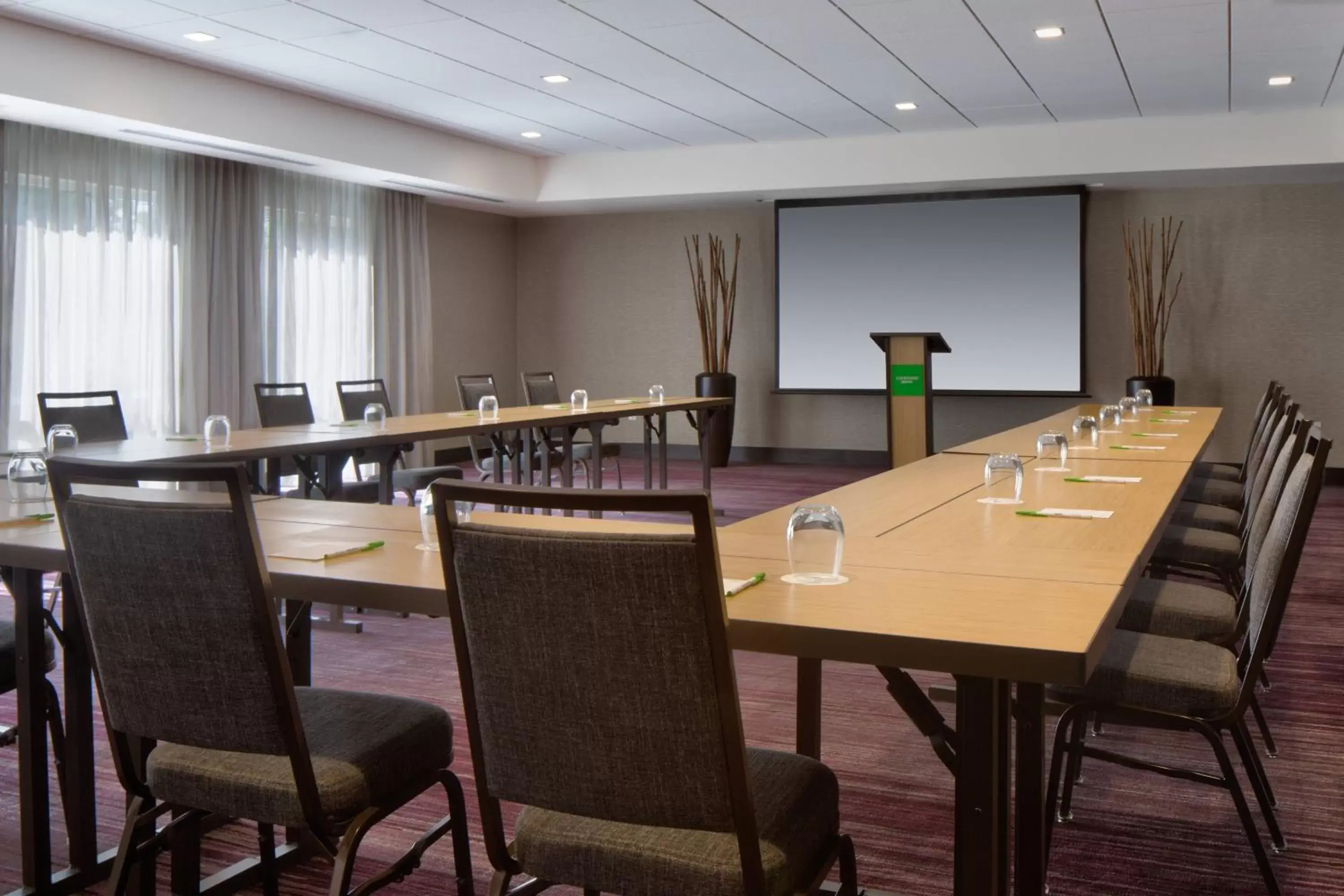 Meeting/conference room in Courtyard by Marriott Houston Northwest/Cypress