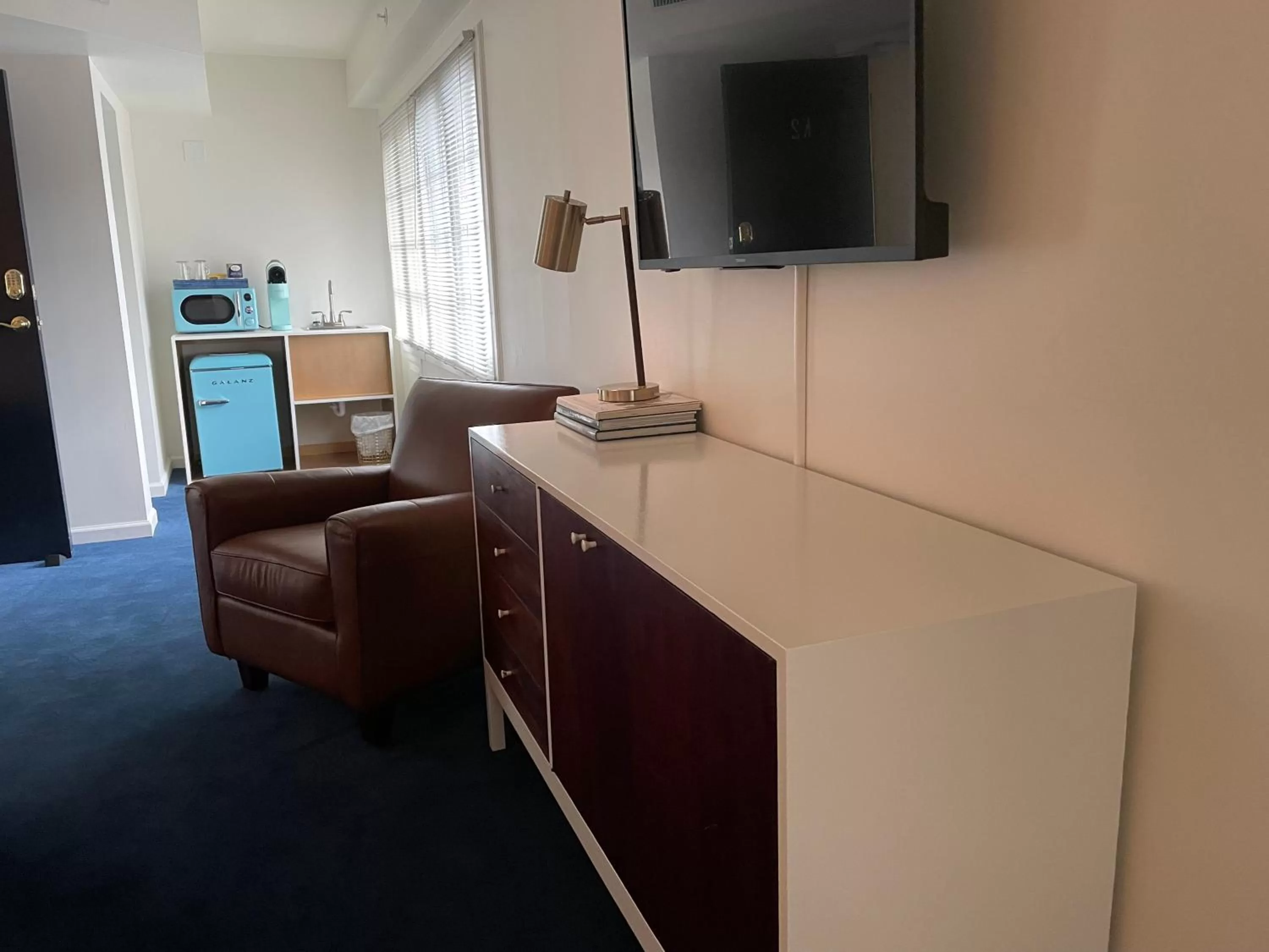 TV/Entertainment Center in The Argus Hotel & Cocktail Lounge