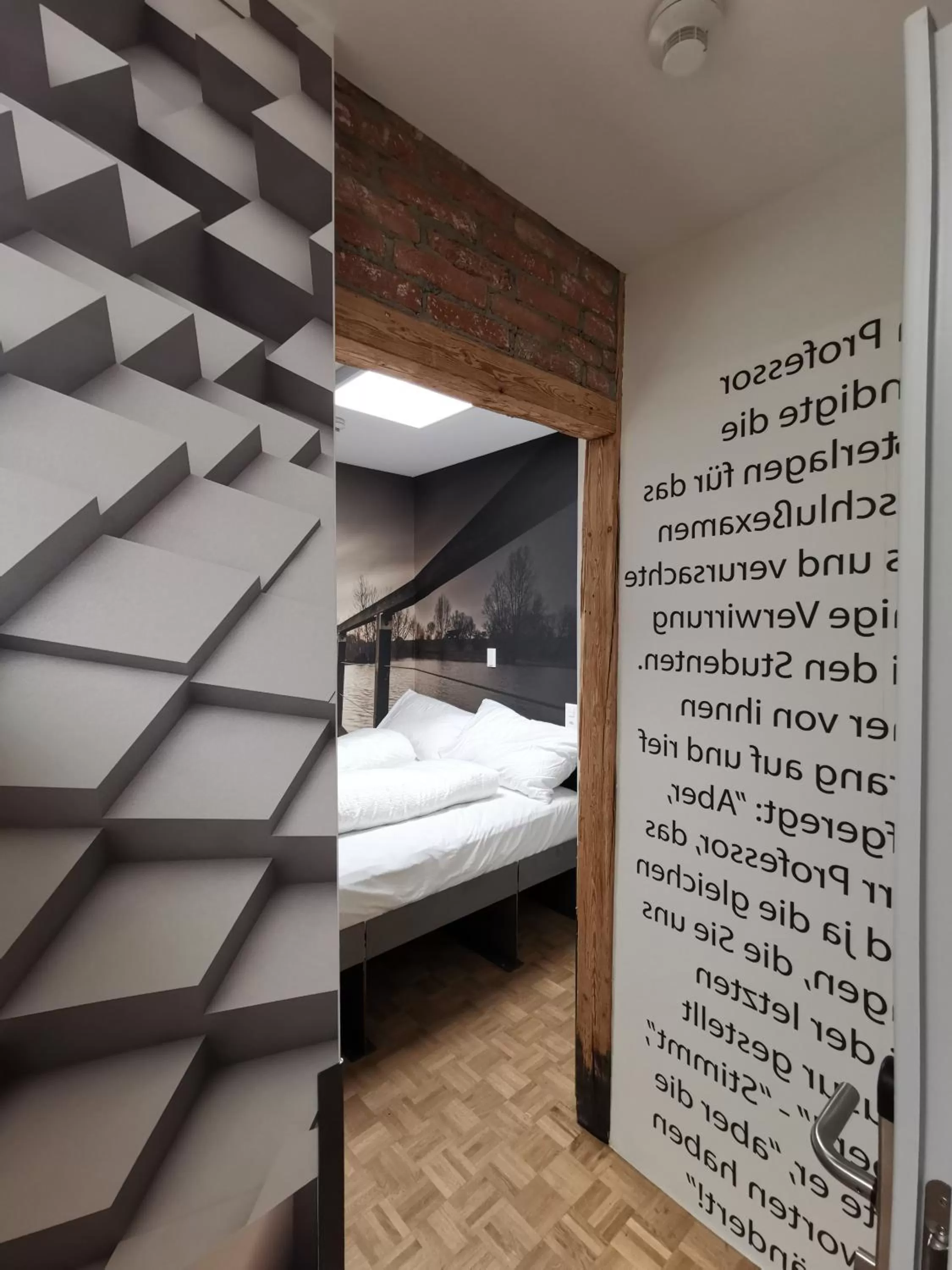 Bed in Boutique Hotel BS16 before Bern City Parking gratis