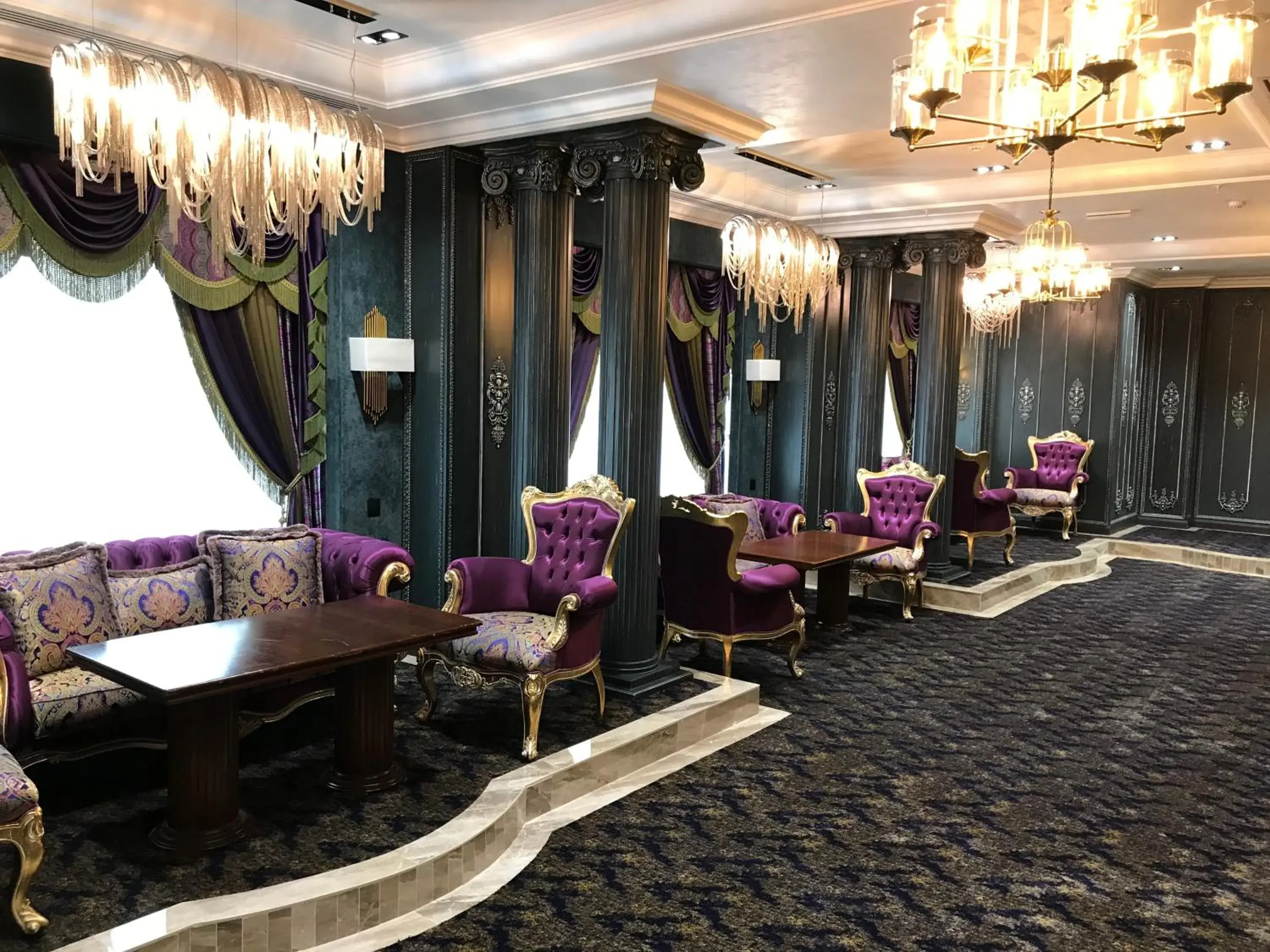 Lounge or bar in City Palace Hotel