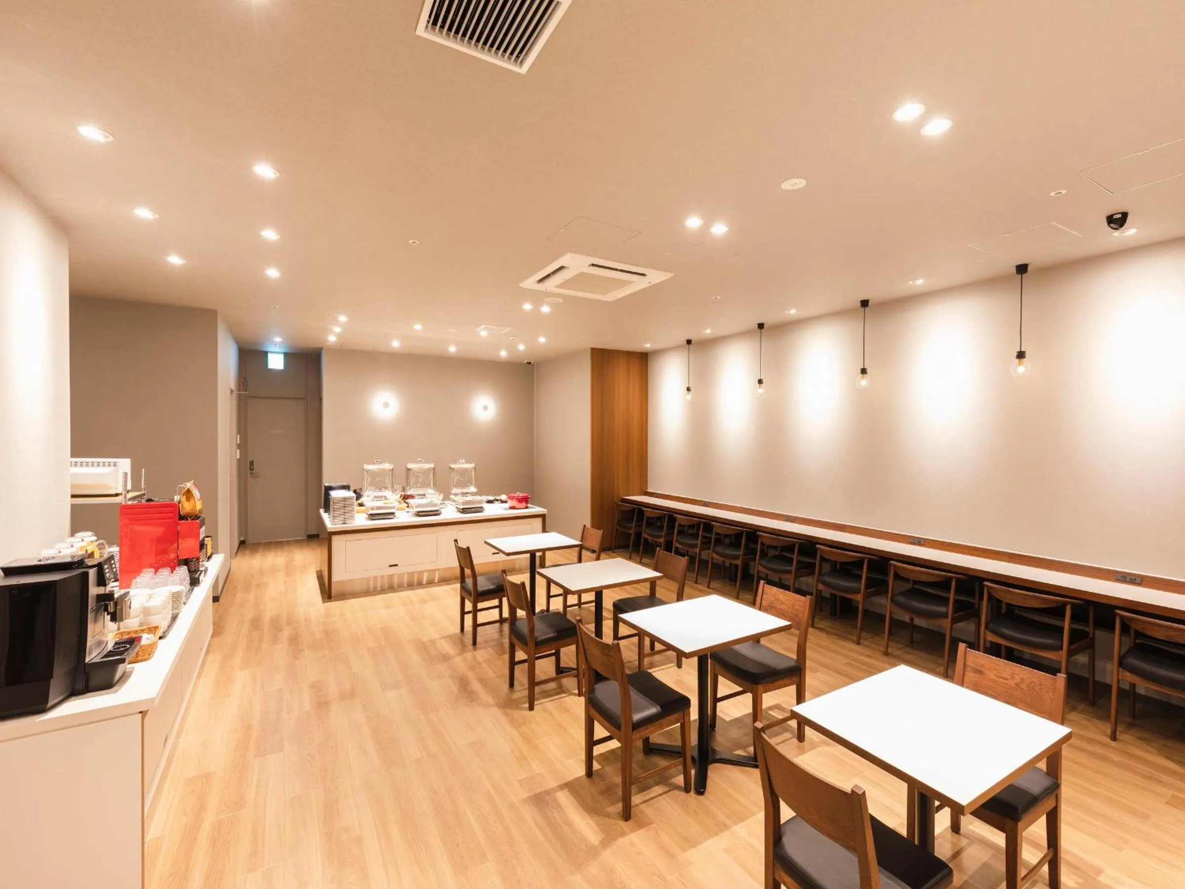 Lounge or bar in Sotetsu Fresa Inn Daimon