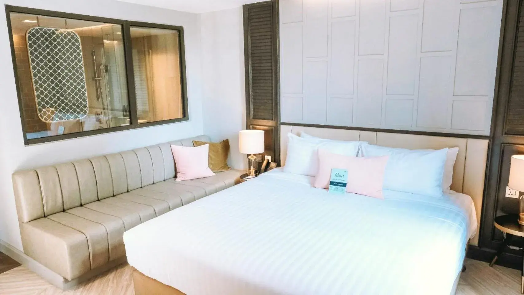 Bed in The Quarter Ploenchit by UHG (SHA Plus)