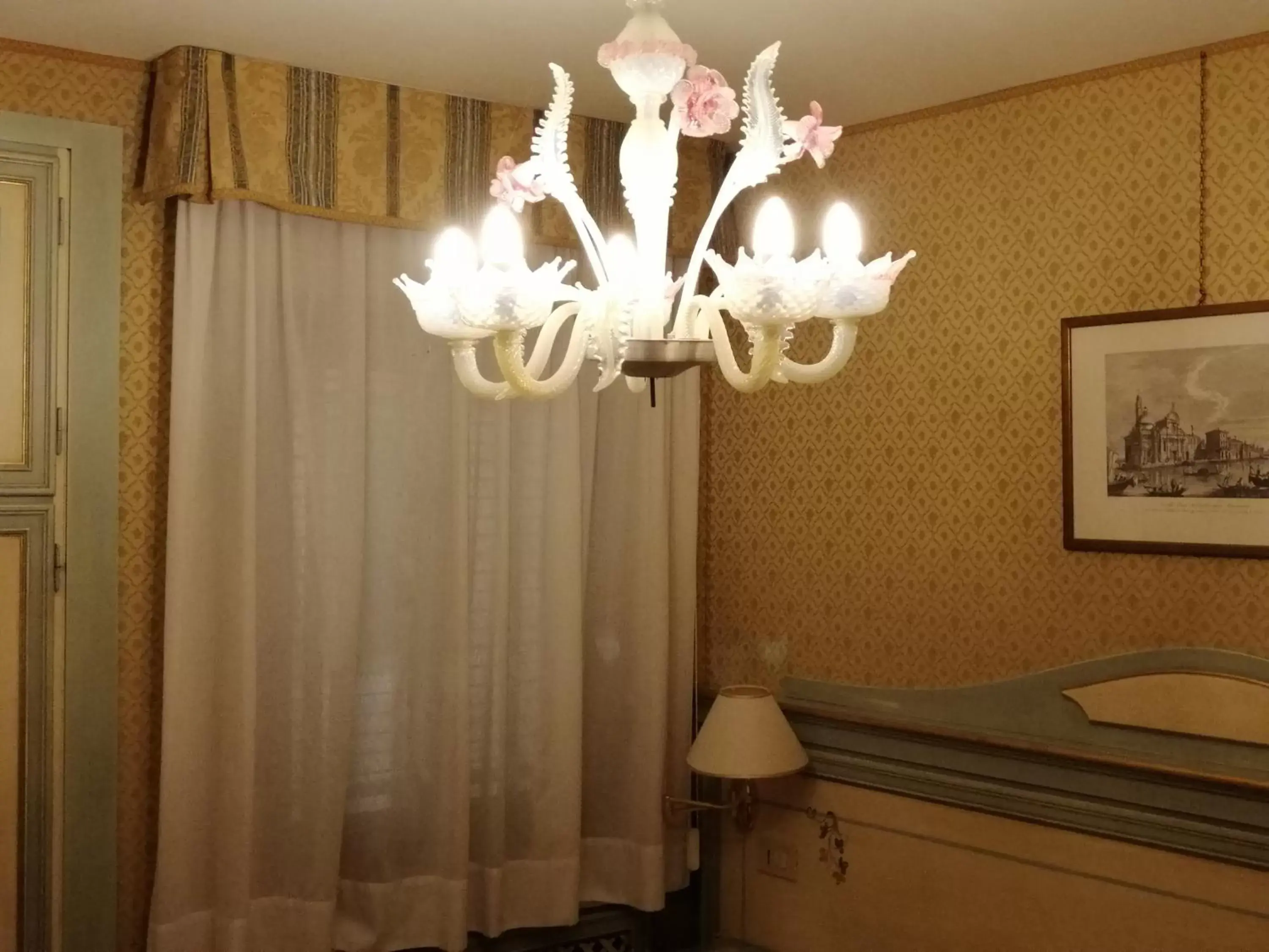 Decorative detail, Bathroom in Hotel Falier