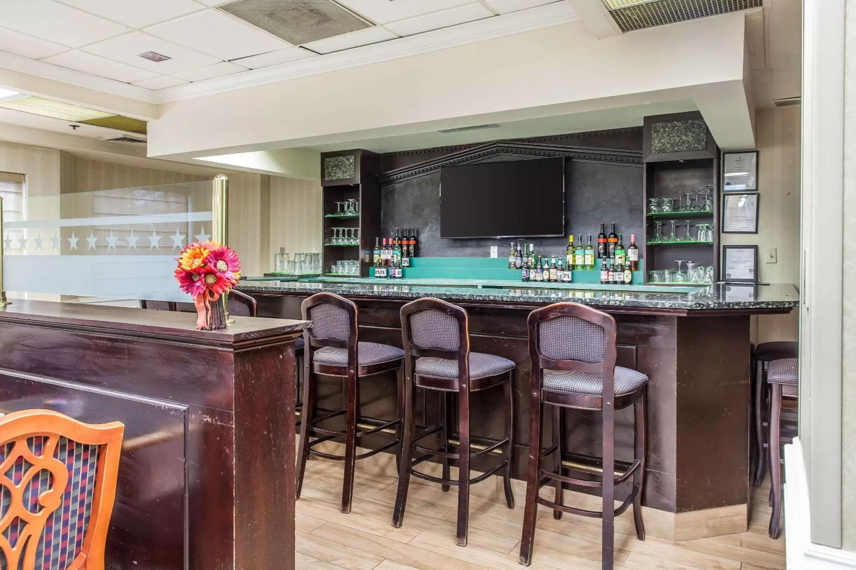 Lounge or bar, Lounge/Bar in Comfort Inn Pentagon City