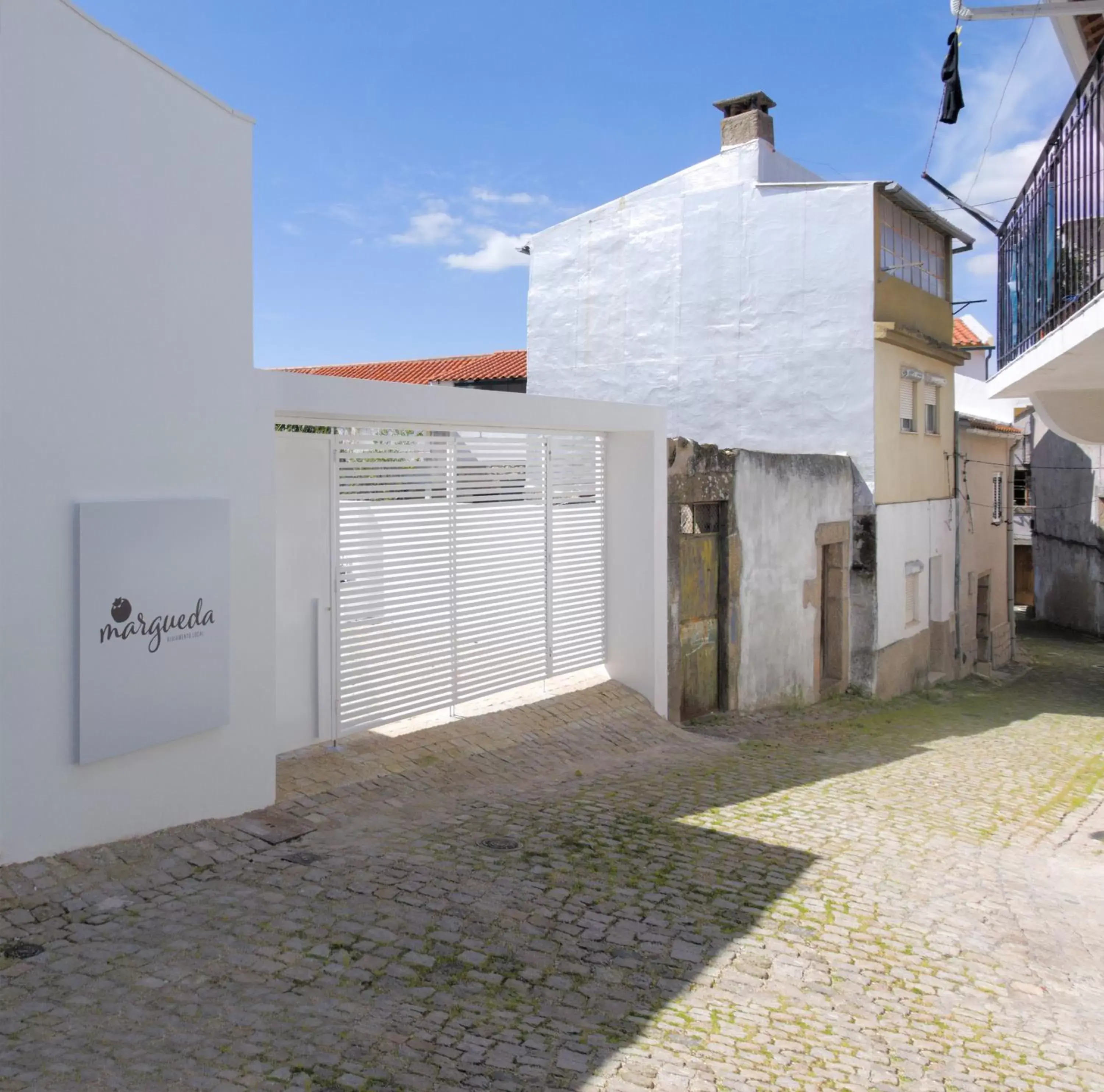 Facade/entrance, Property Building in Margueda