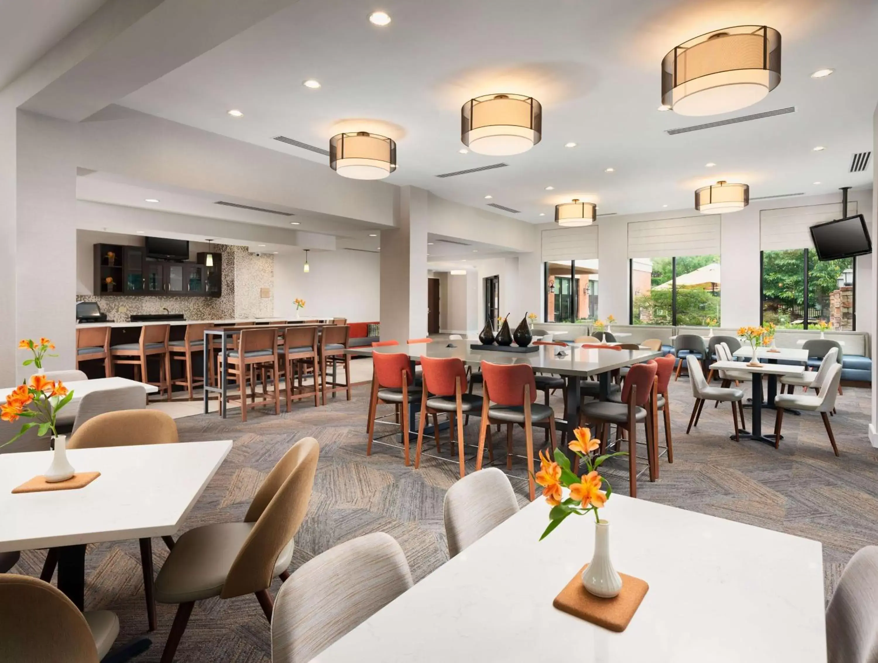 Lounge or bar, Restaurant/Places to Eat in Hilton Garden Inn Nashville/Franklin-Cool Springs