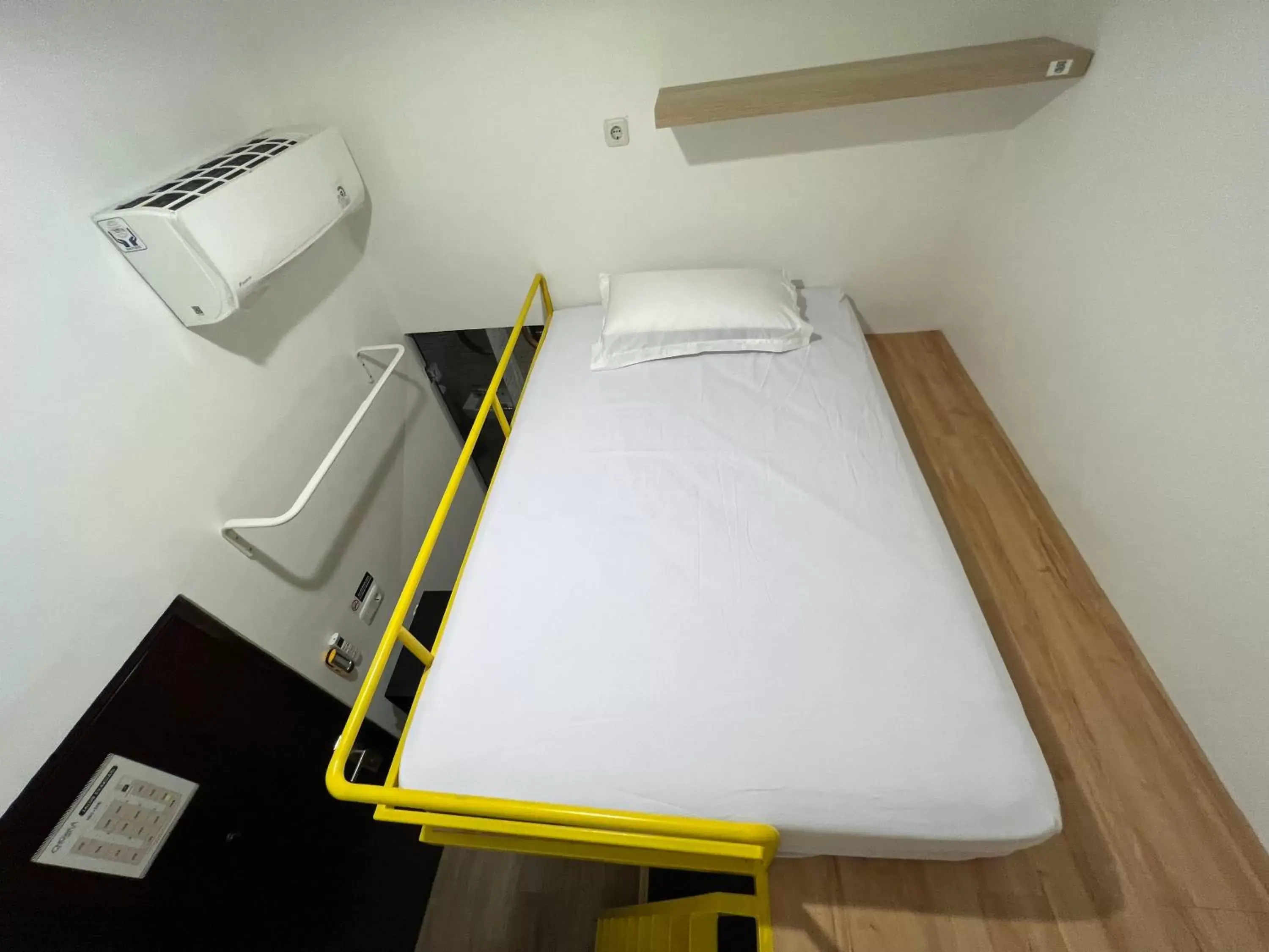 Standard Single Room in Choska Residence Standard Single Room in Choska Residence