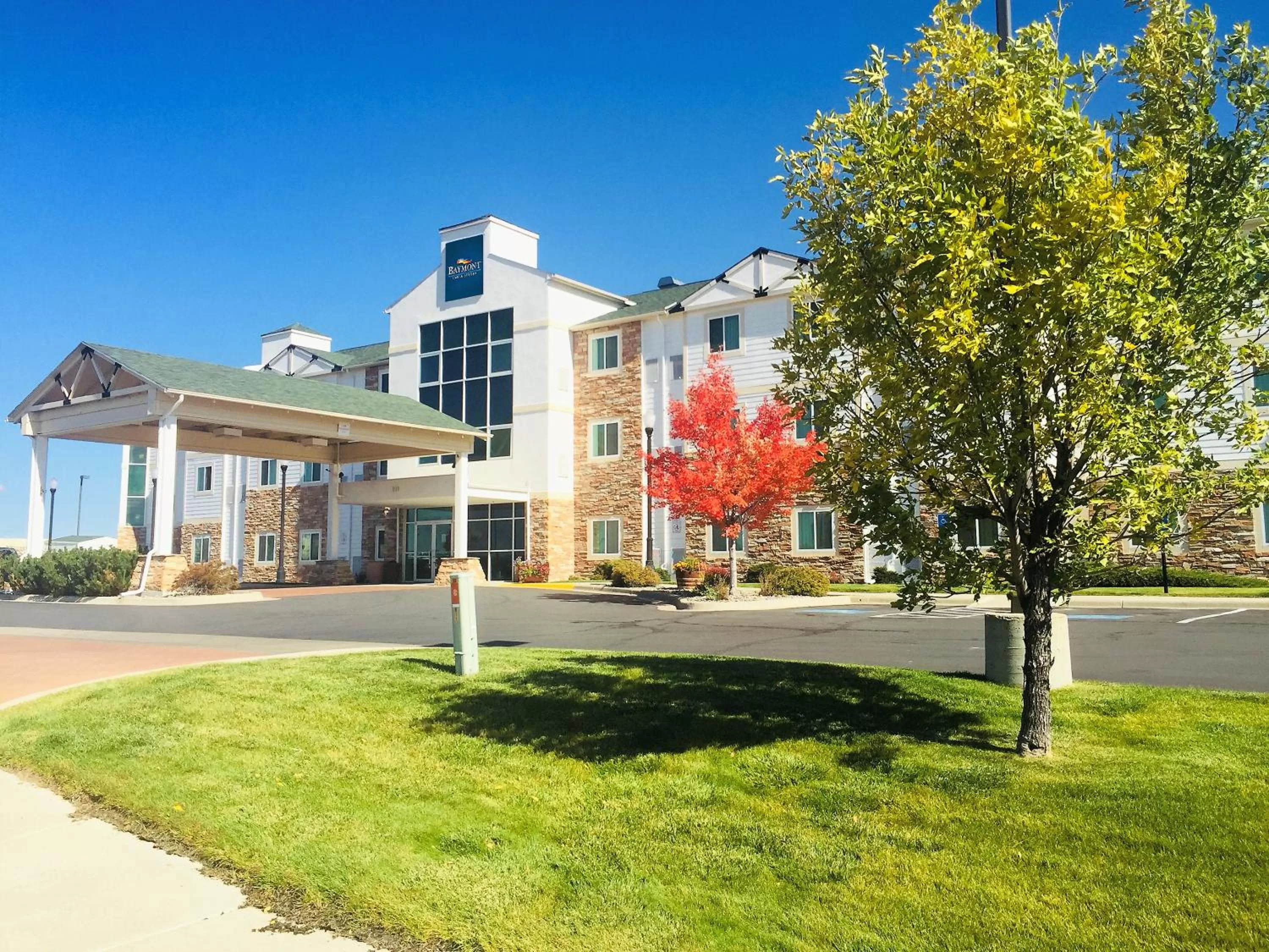 Facade/entrance in Baymont by Wyndham Sheridan