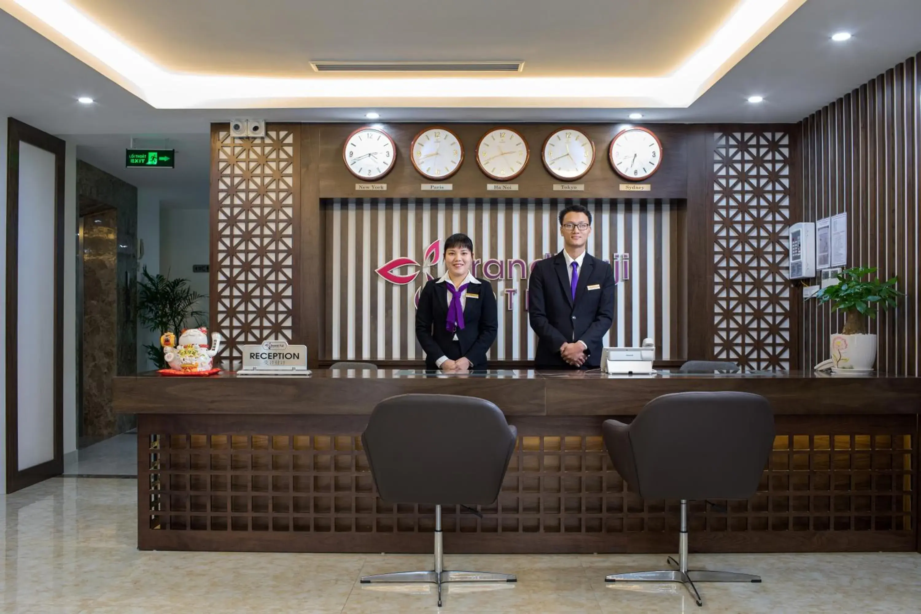 Lobby or reception, Staff in Brandi Fuji Hotel