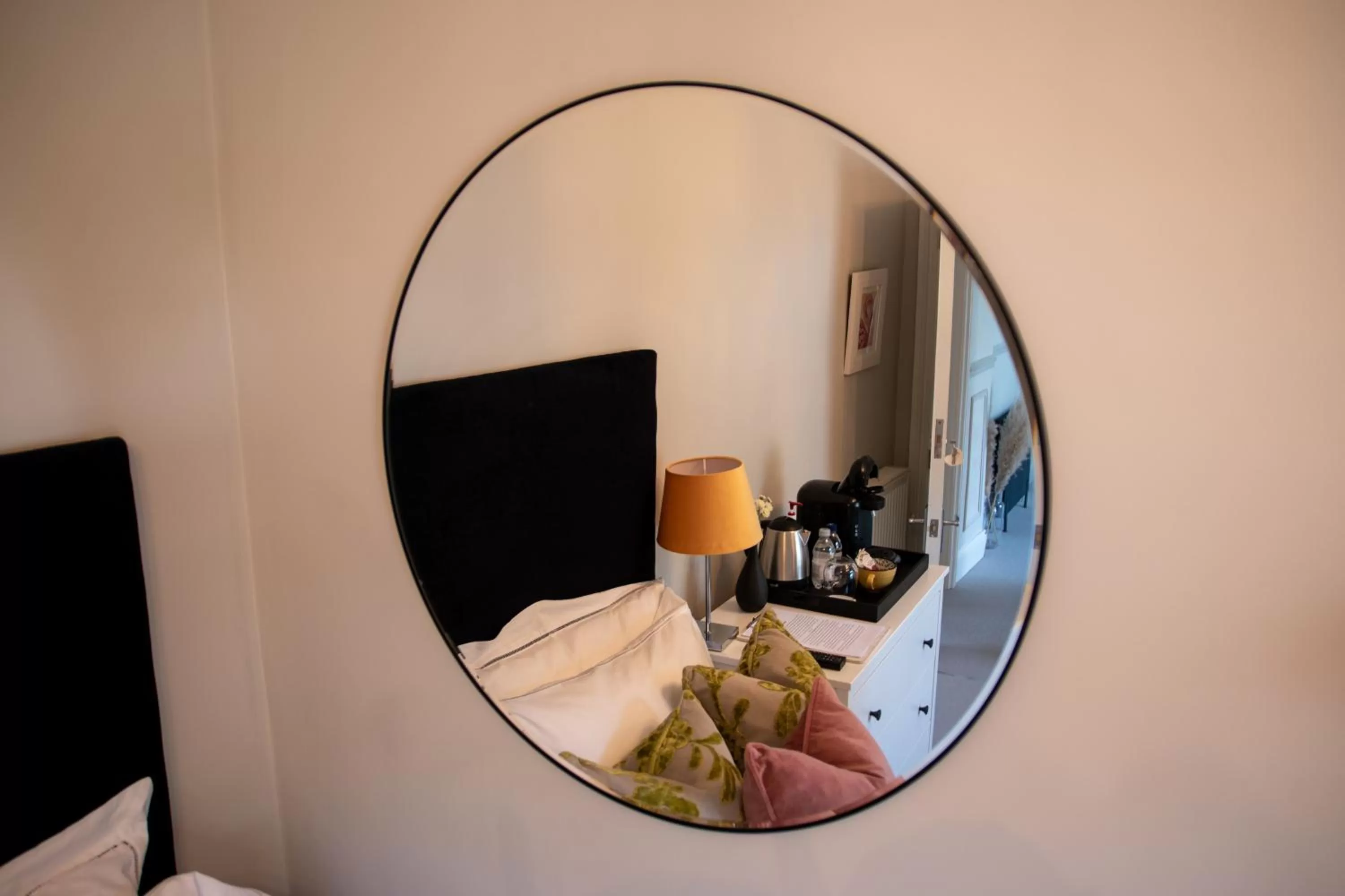 Bed in Apple Tree Bed and Breakfast