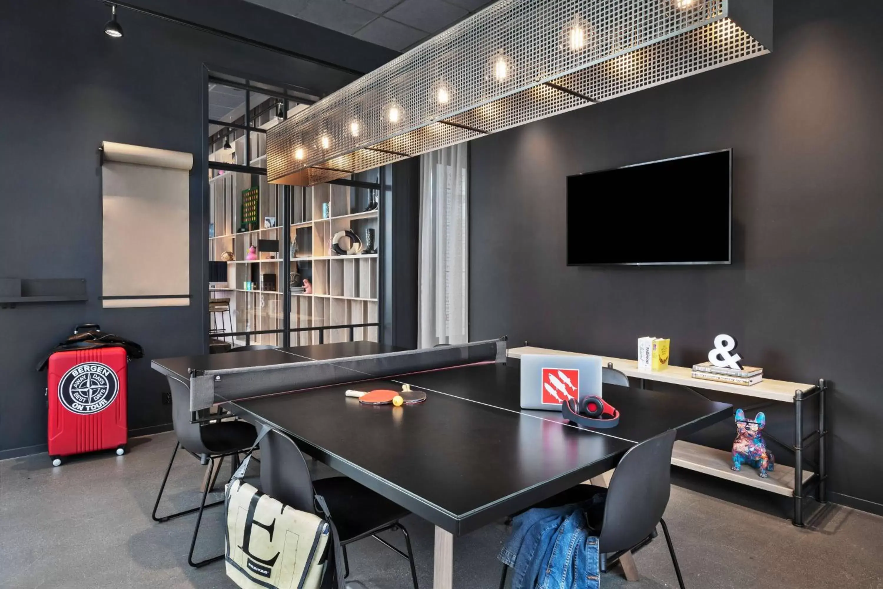 Meeting/conference room, TV/Entertainment Center in Moxy Bergen
