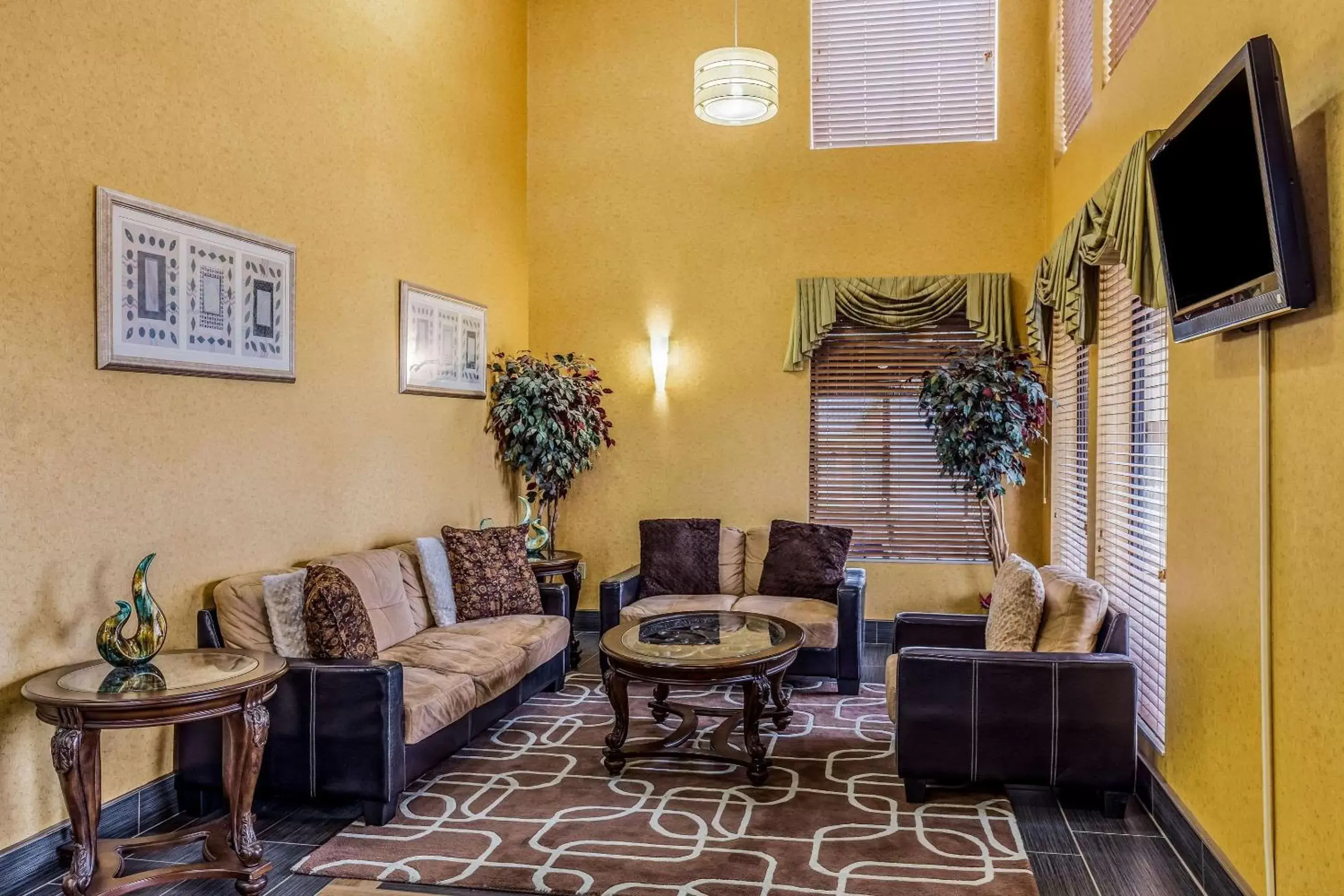 Lobby or reception in Quality Inn Lobby or reception in Quality Inn