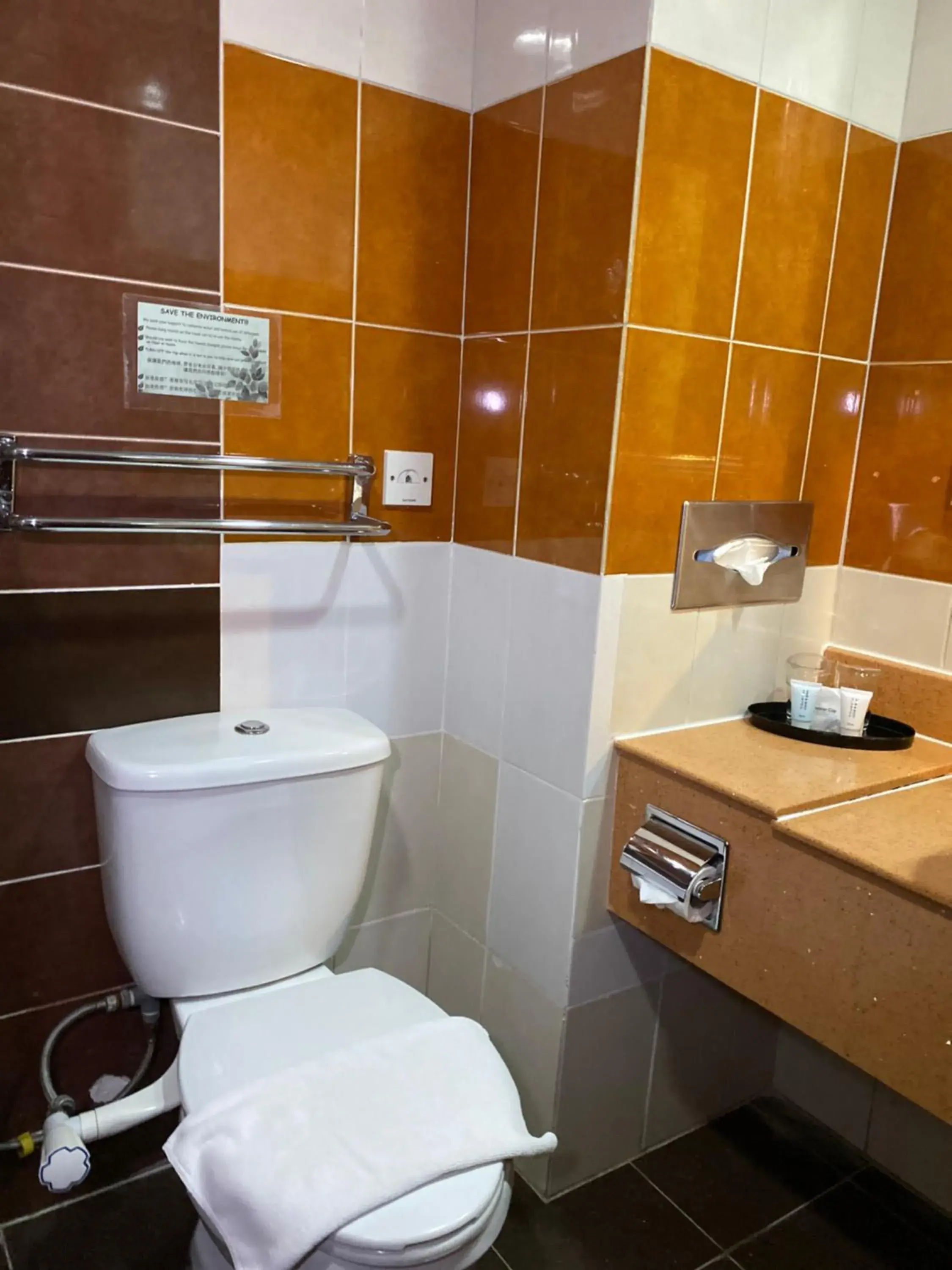 Bathroom in Hotel Sandakan