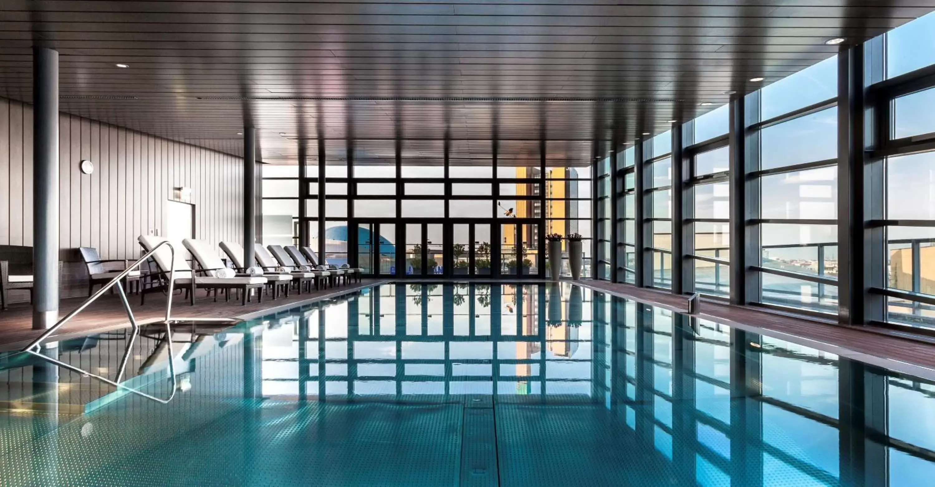 Swimming Pool in Grand Hyatt Berlin