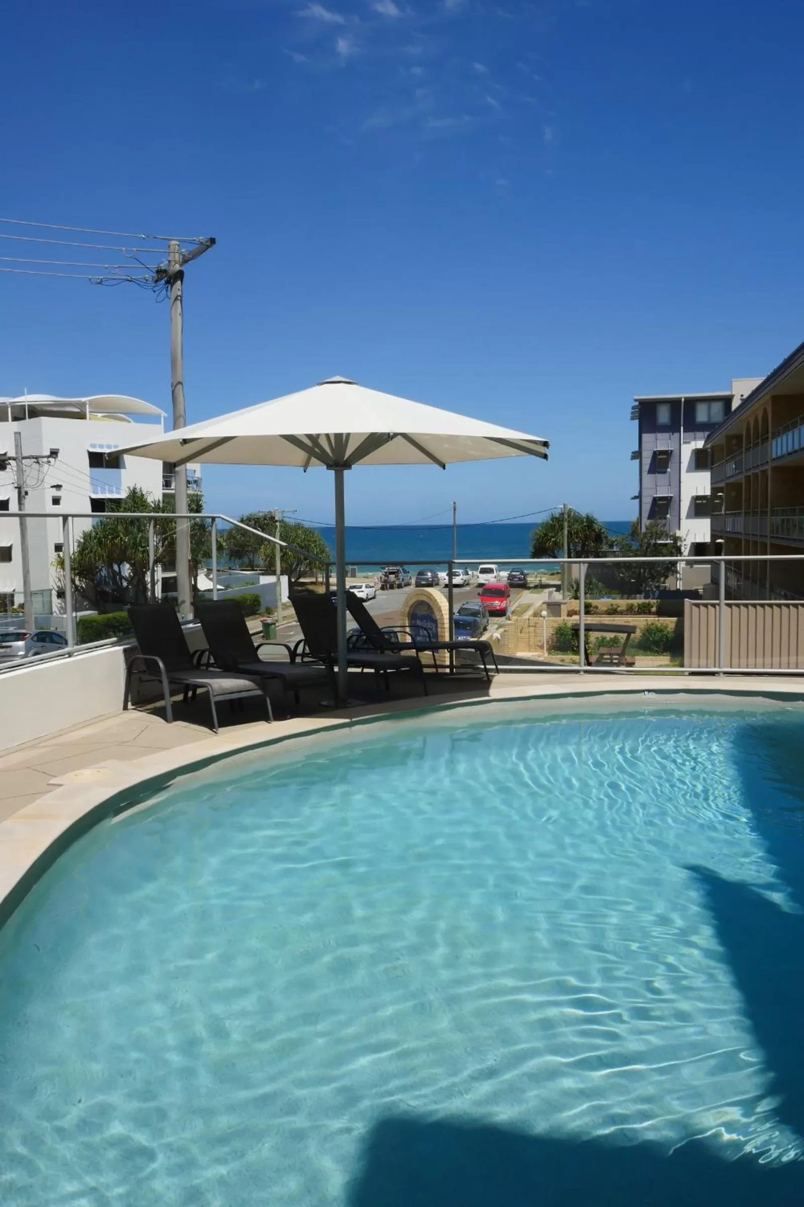 Pool view in Merrima Court Holidays