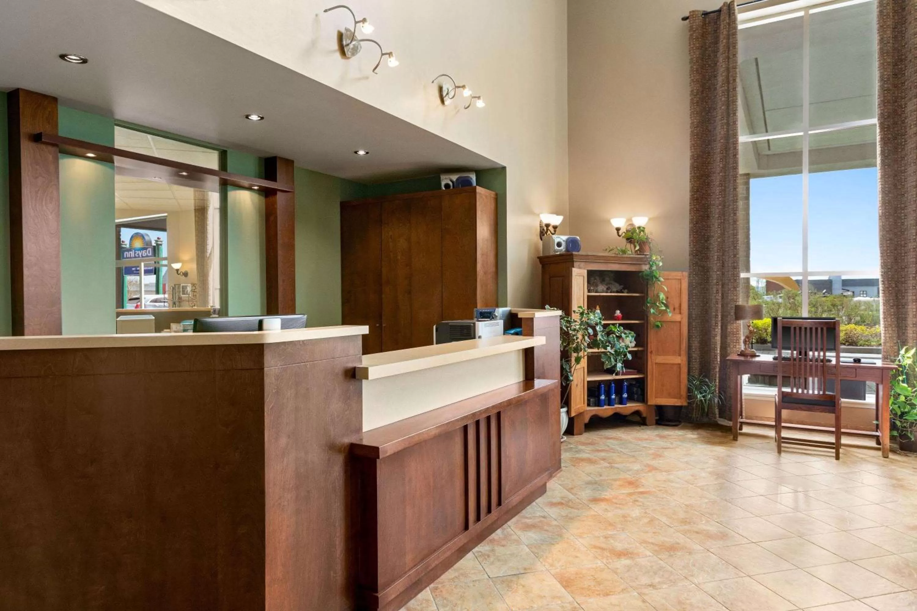 Lobby or reception in Days Inn by Wyndham Montmagny