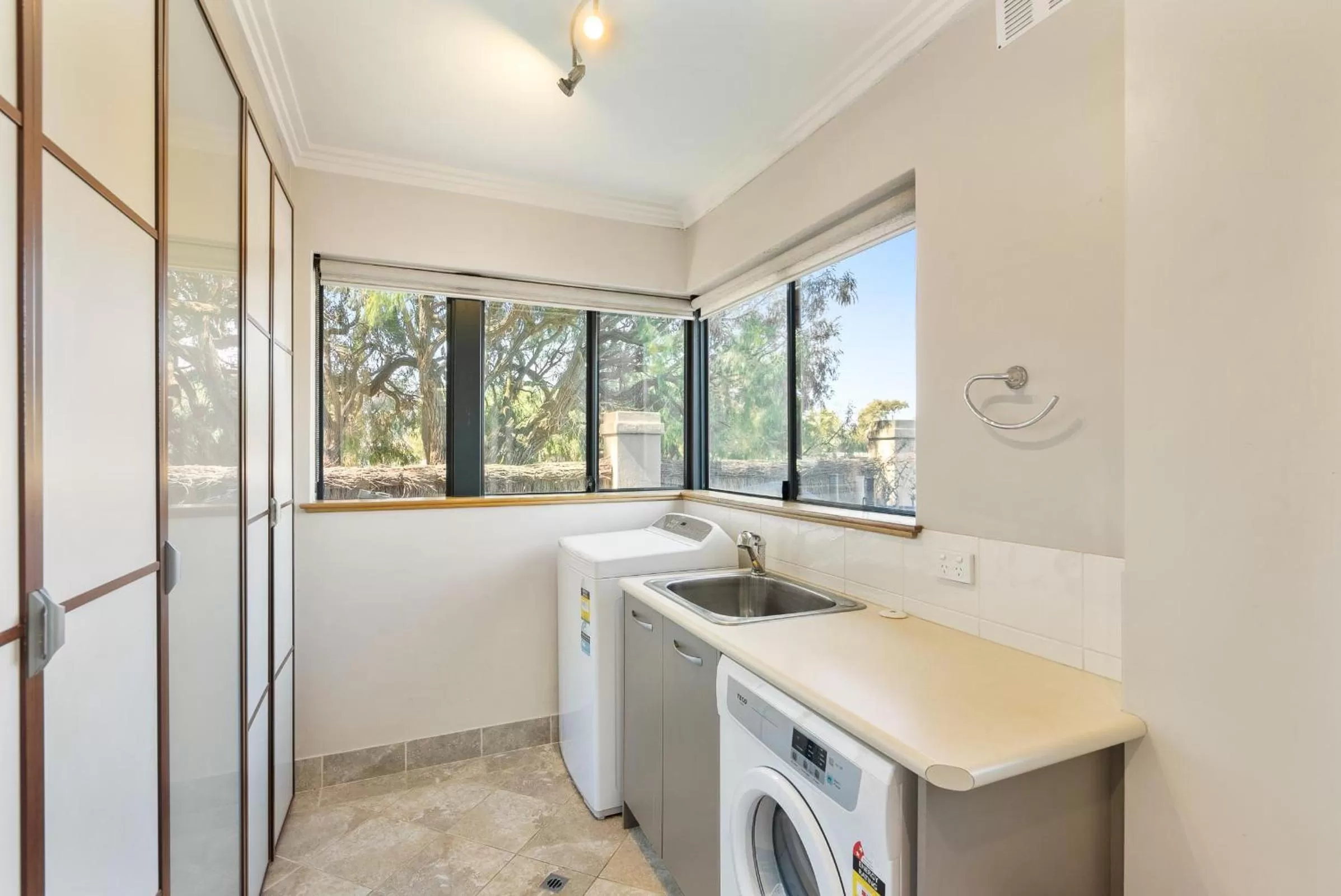 Bay Village Dunsborough