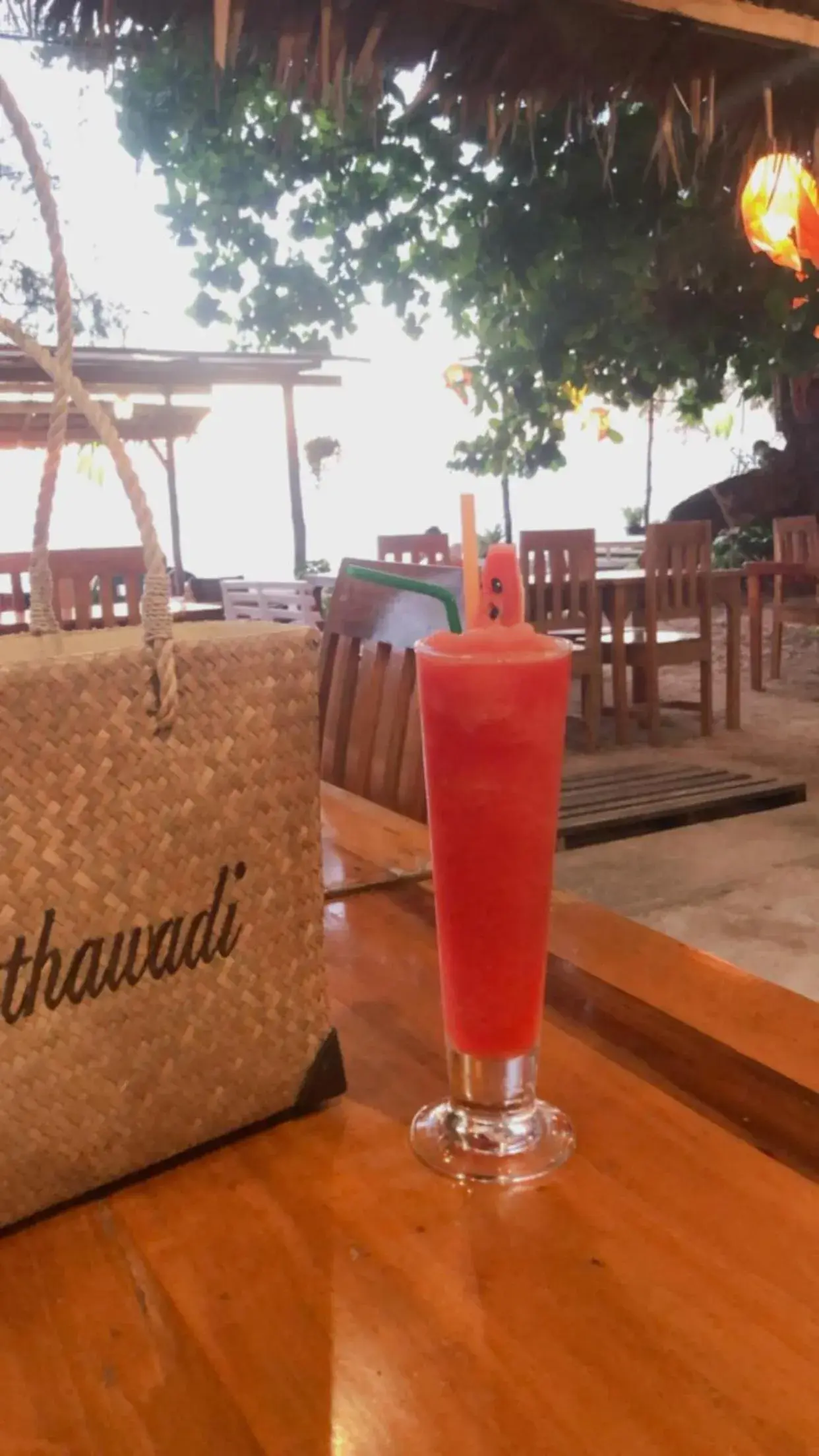 Restaurant/places to eat in Lanta L.D. Beach Bungalow