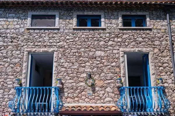 Property building in ToviMar Apartments