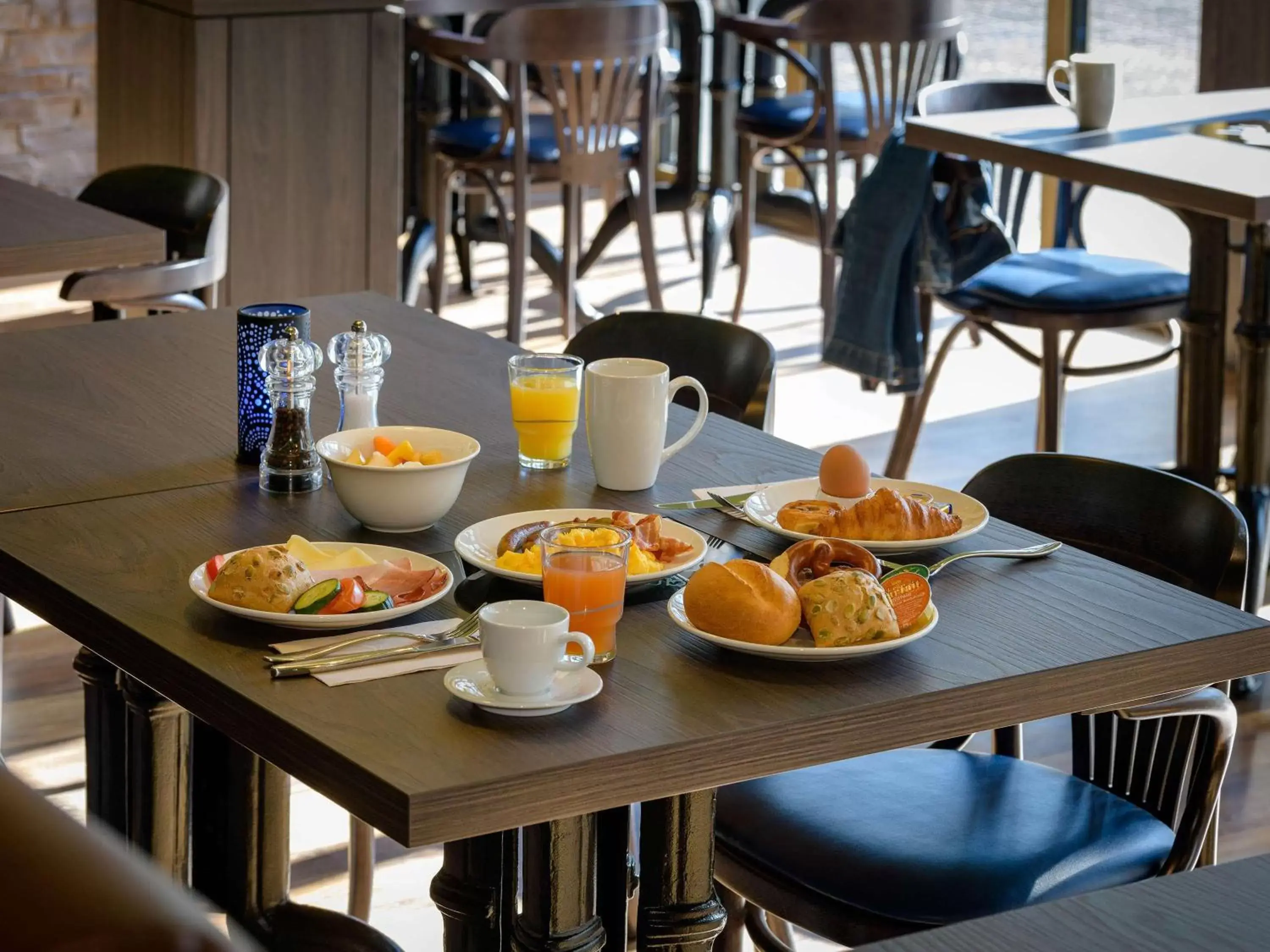 Breakfast in ibis Styles Bad Reichenhall