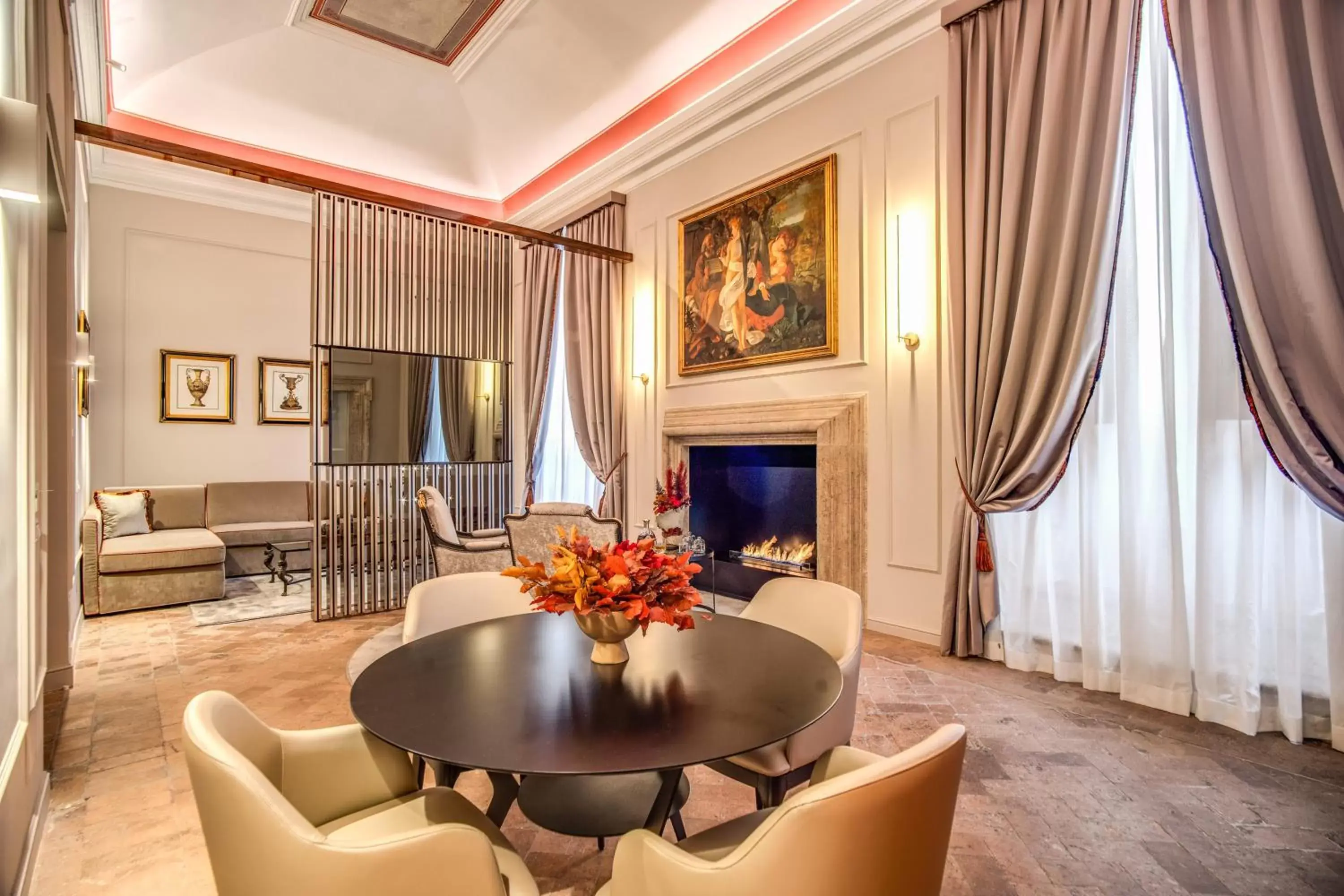 Photo of the whole room, Dining Area in Eitch Borromini Palazzo Pamphilj