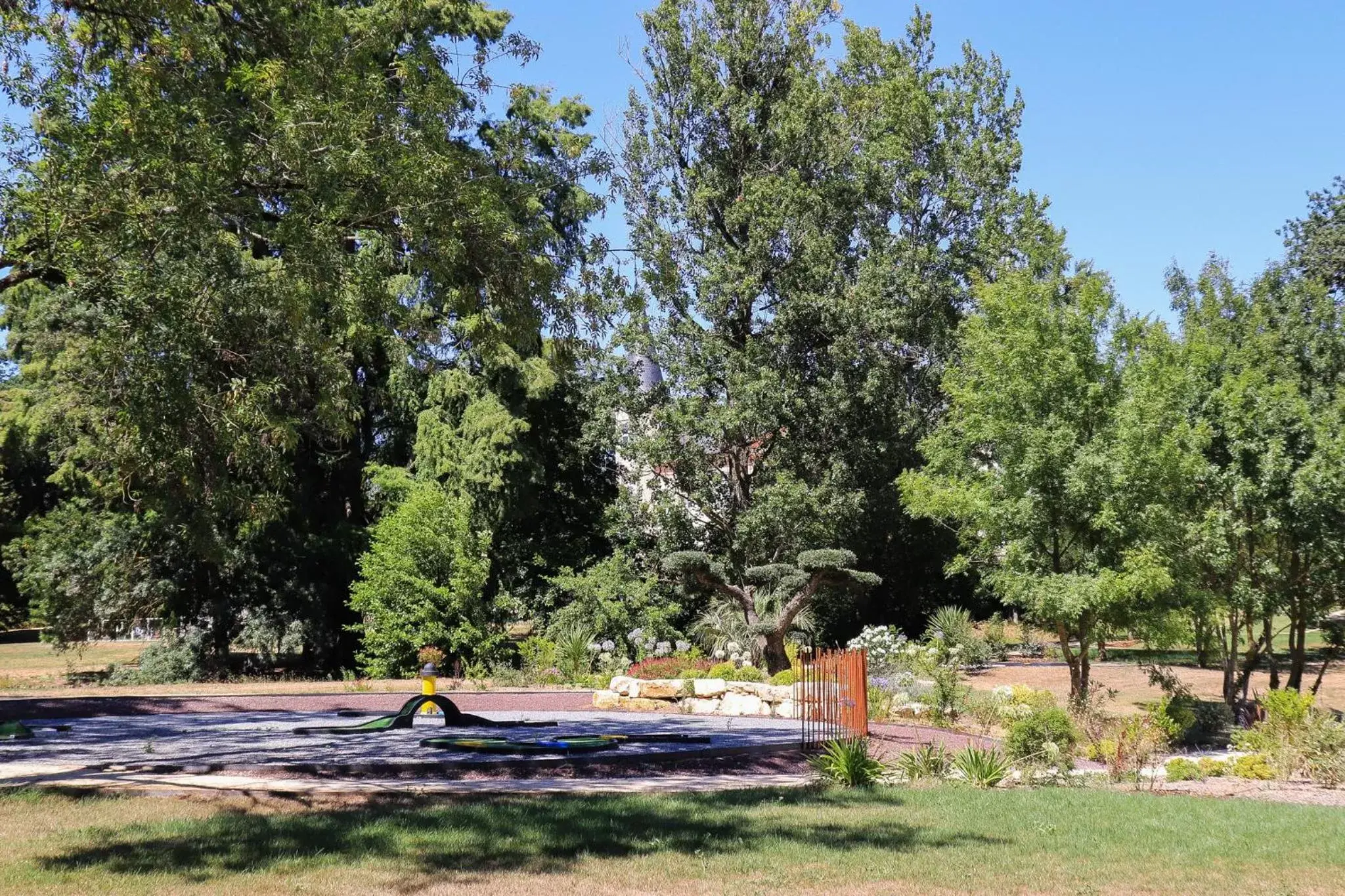 Golfcourse, Garden in Logis Château Saint Marcel