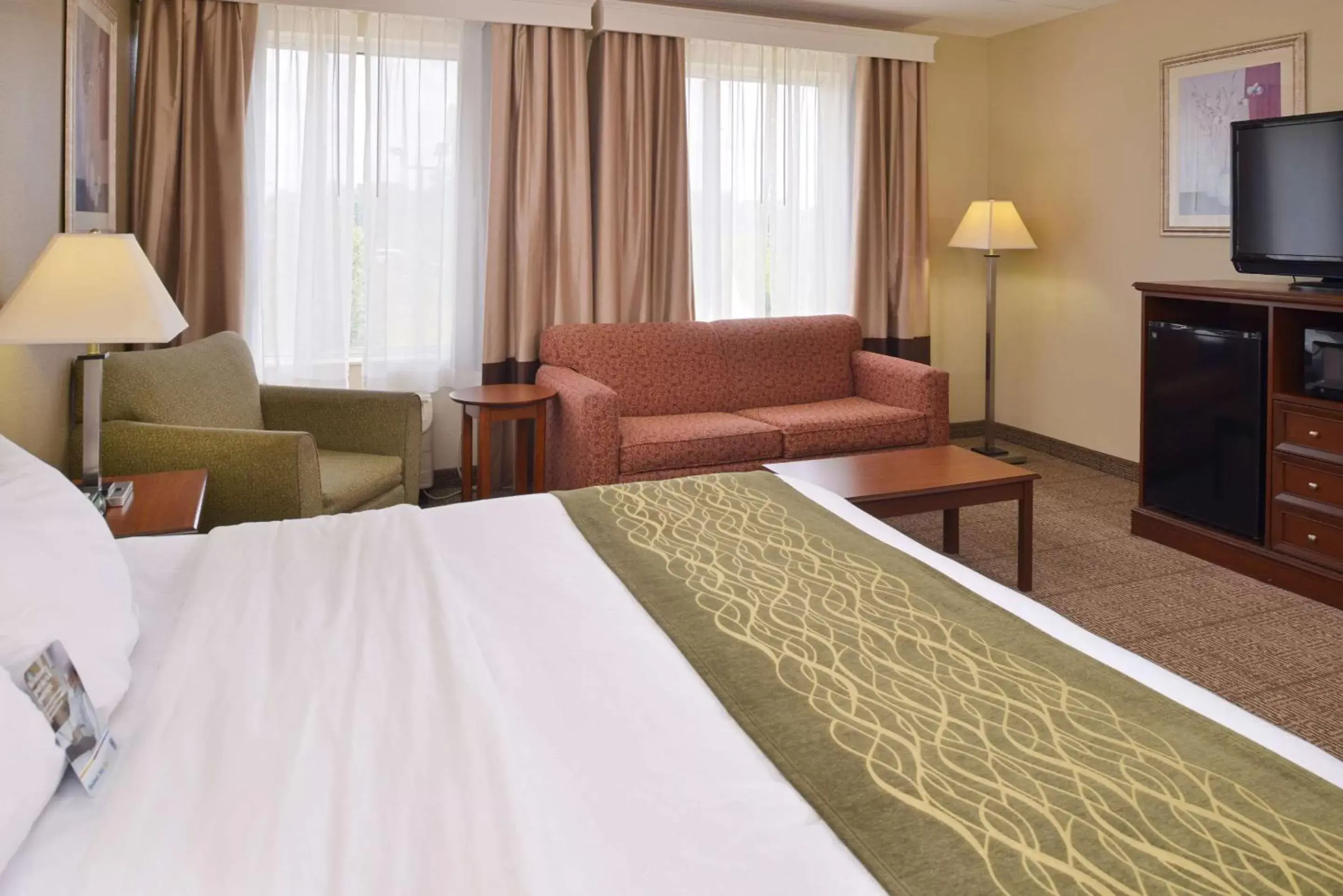 Photo of the whole room, Bed in Comfort Inn Dickson