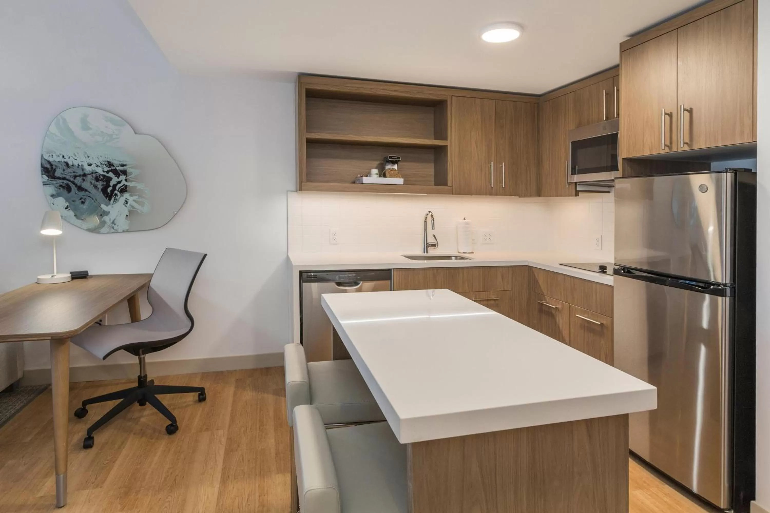 Kitchen or kitchenette in Element Denver International Airport