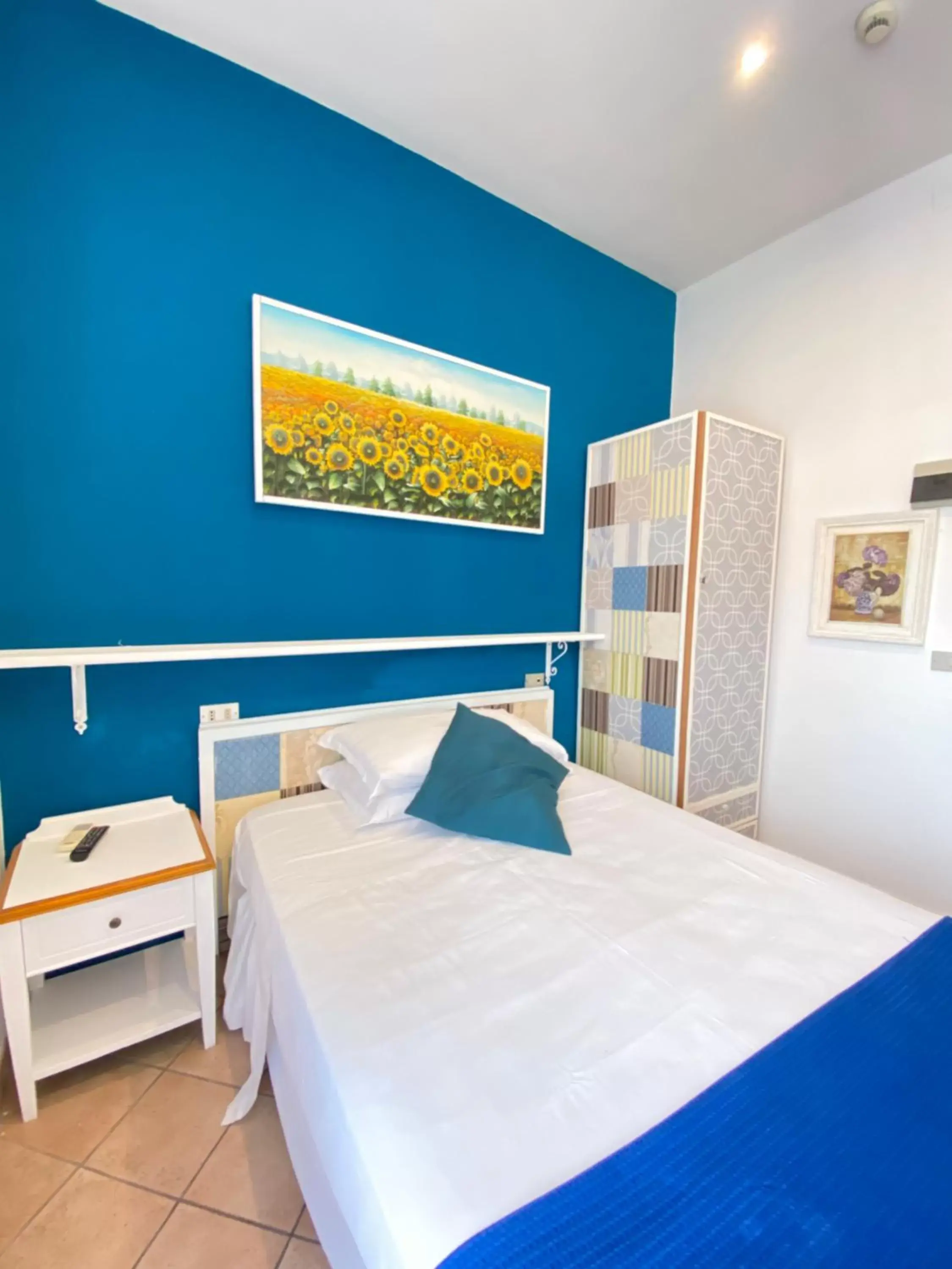 Double Room with French Bed in Hotel Europeo Napoli