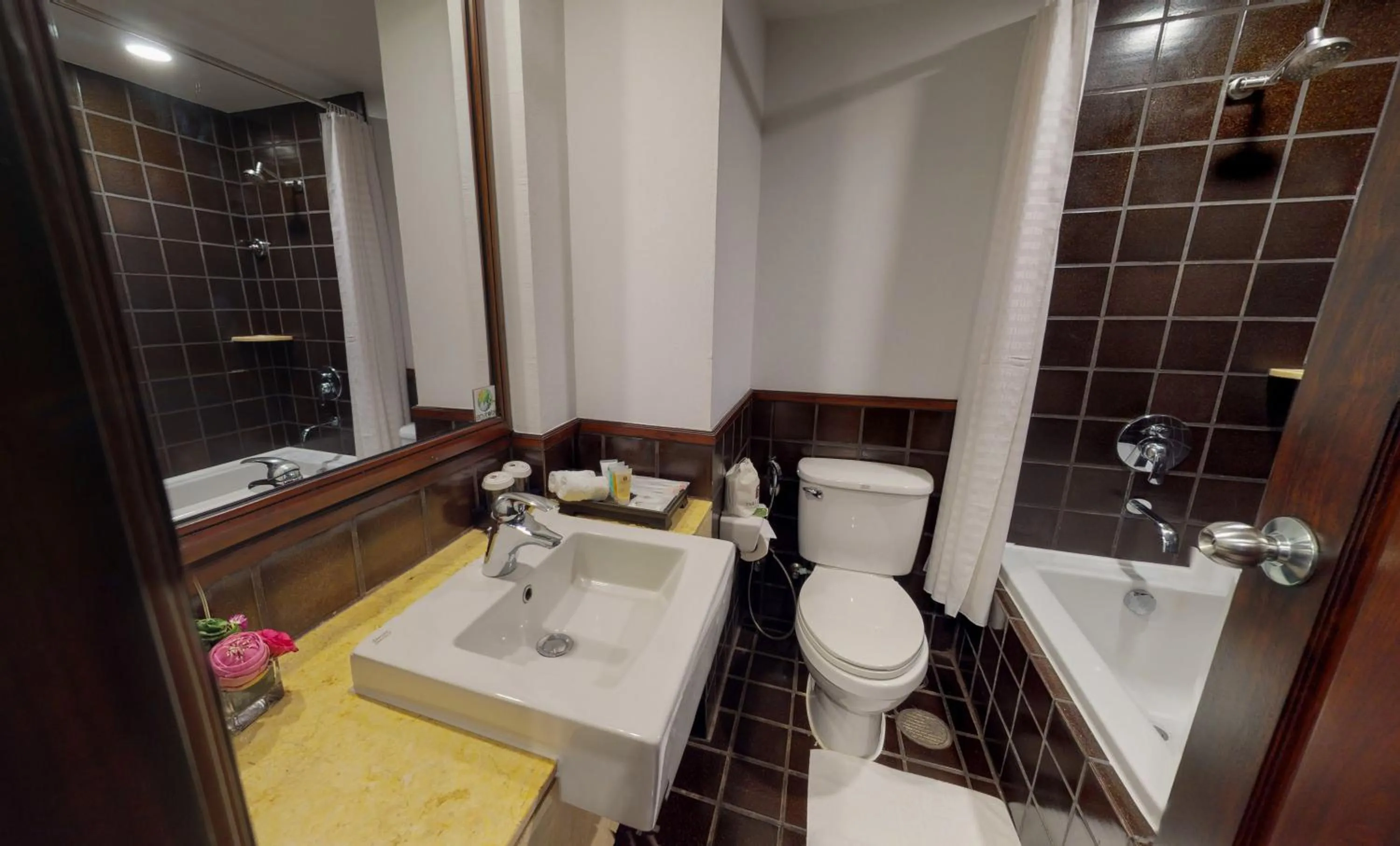 Shower in Tara Angkor Hotel