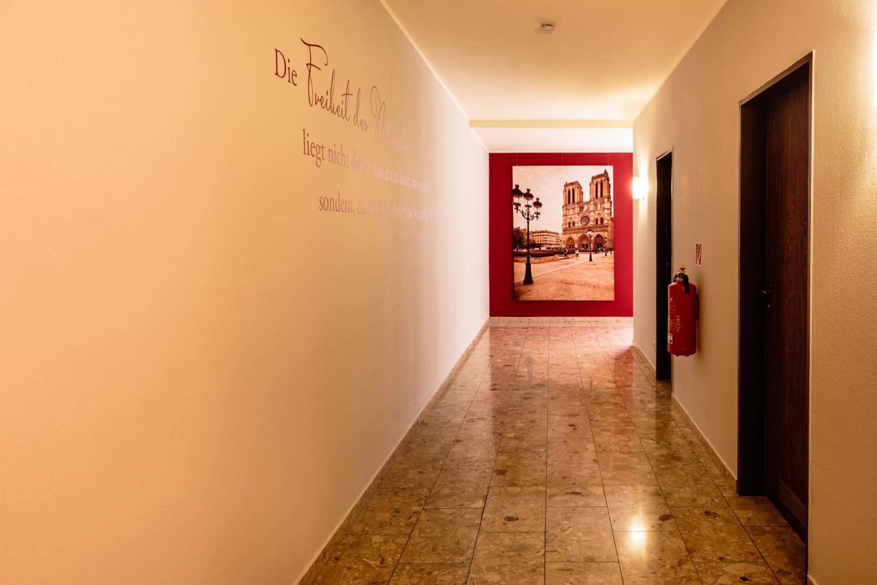 Property building in Hotel St. Pierre