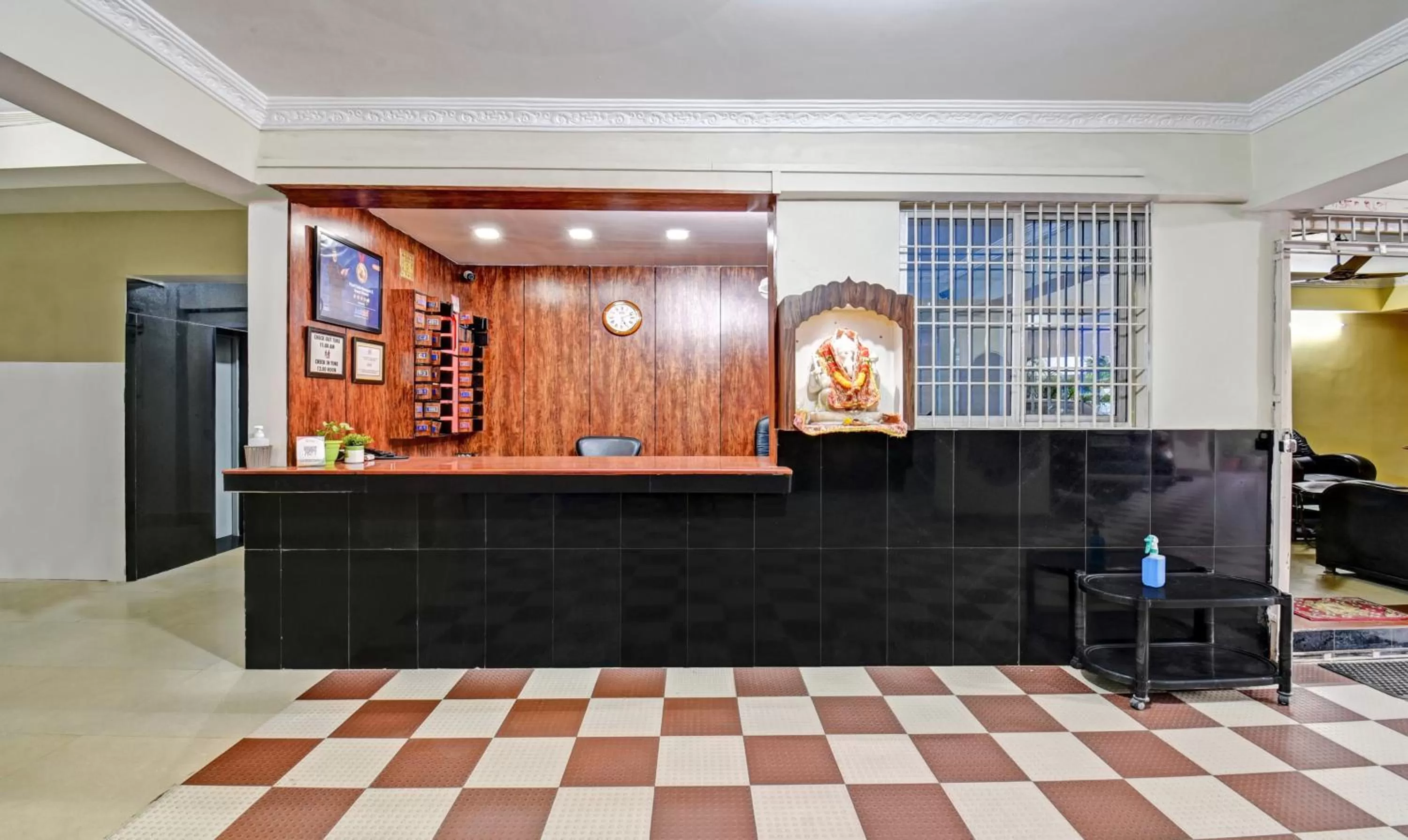 Lobby or reception in Treebo Trend The Pearl Bliss