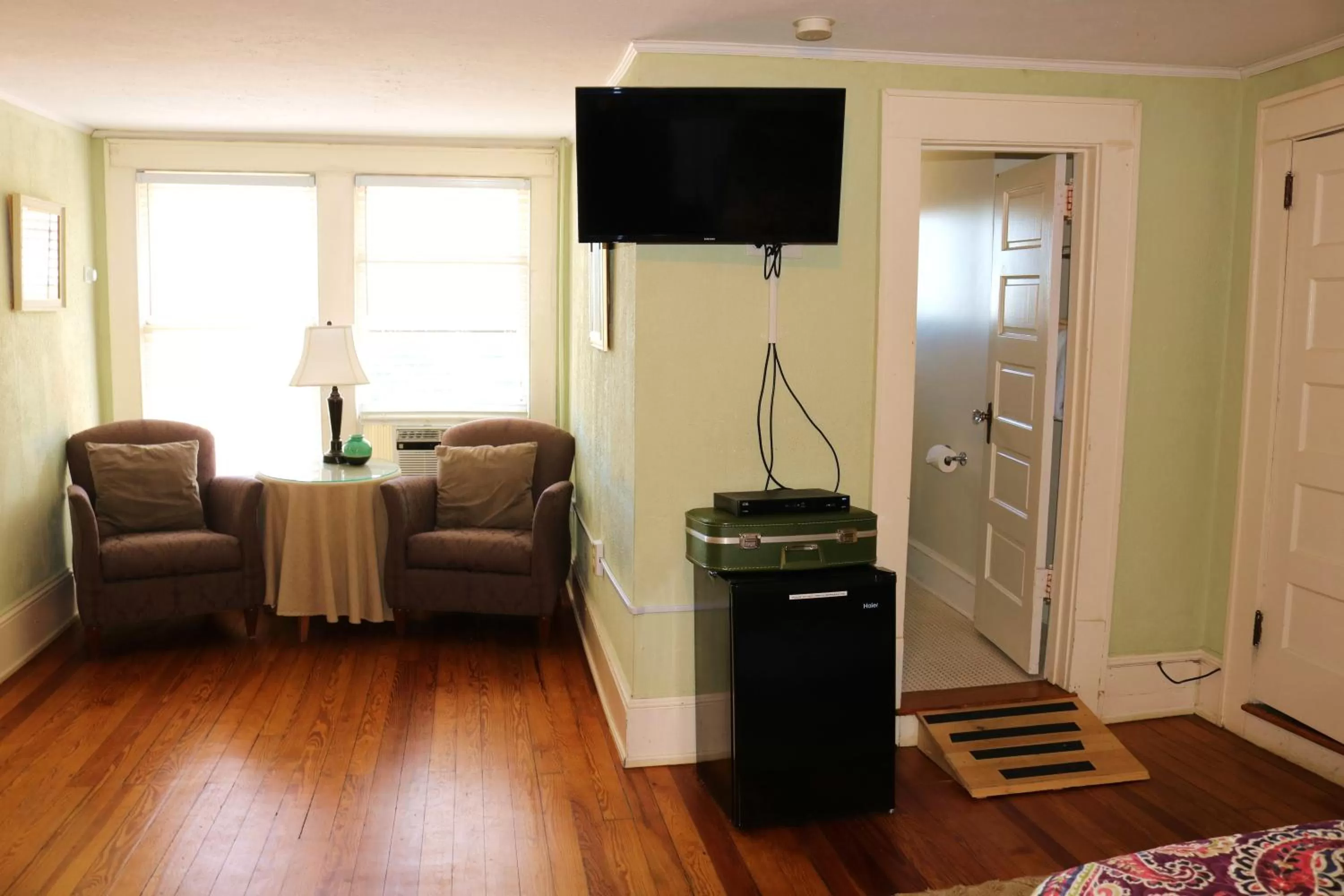 Seating area in Echo Mountain Inn