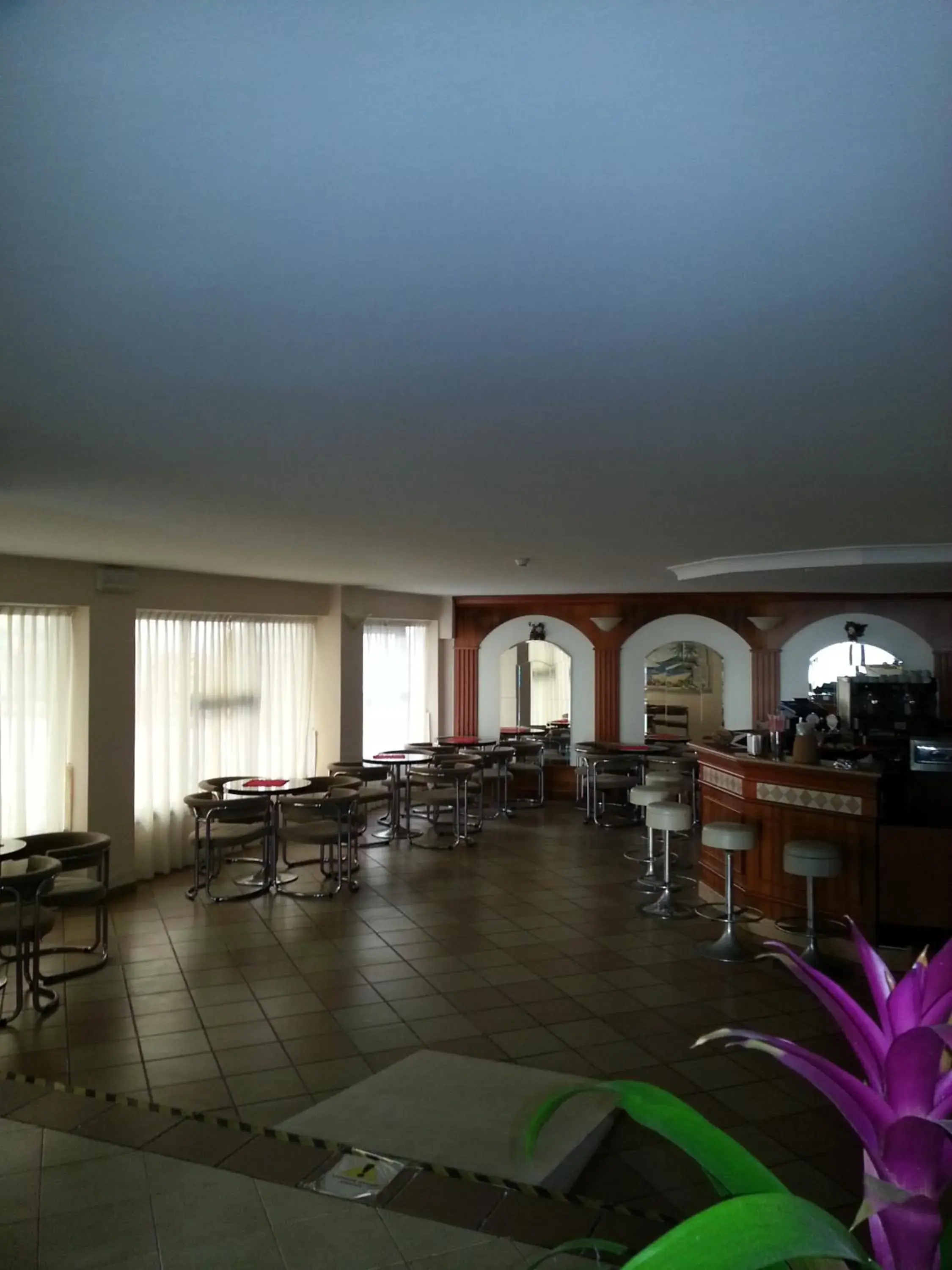 Lounge or bar, Restaurant/Places to Eat in Hotel Glenn