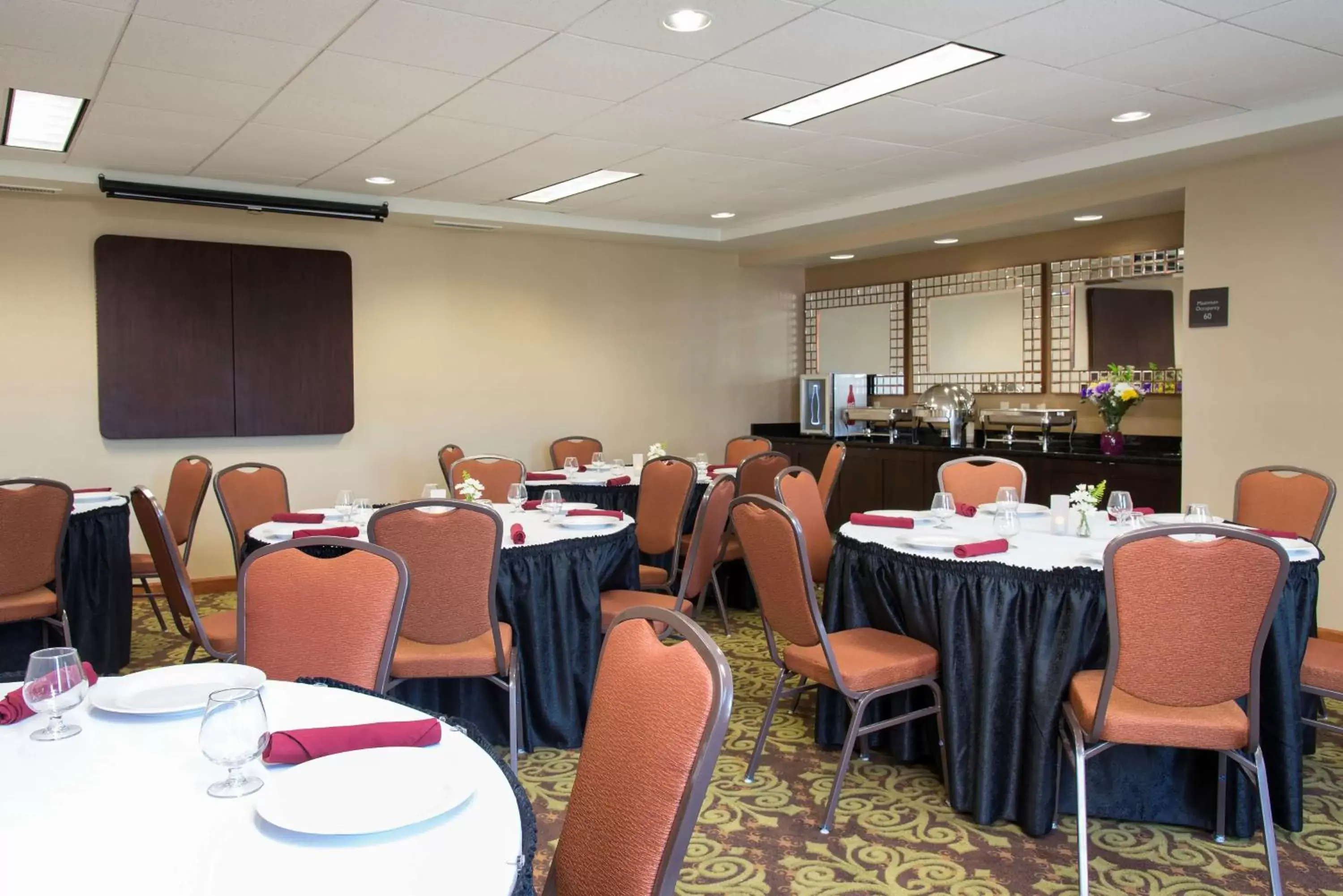 Meeting/conference room, Restaurant/Places to Eat in Hilton Garden Inn Lexington