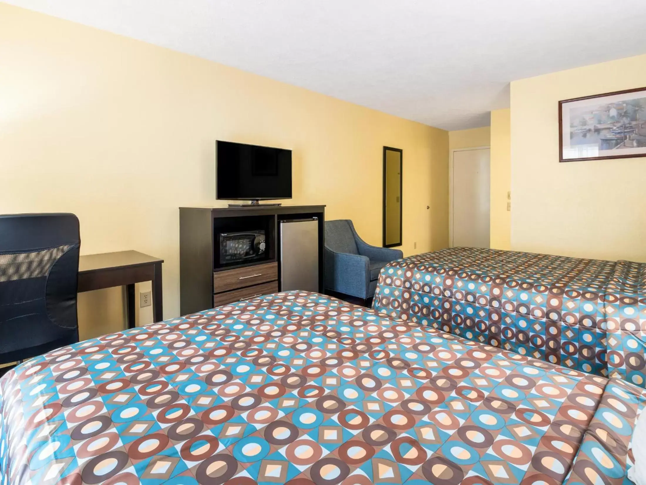 Bedroom, Bed in Americas Best Value Inn - Clayton Bedroom, Bed in Americas Best Value Inn - Clayton