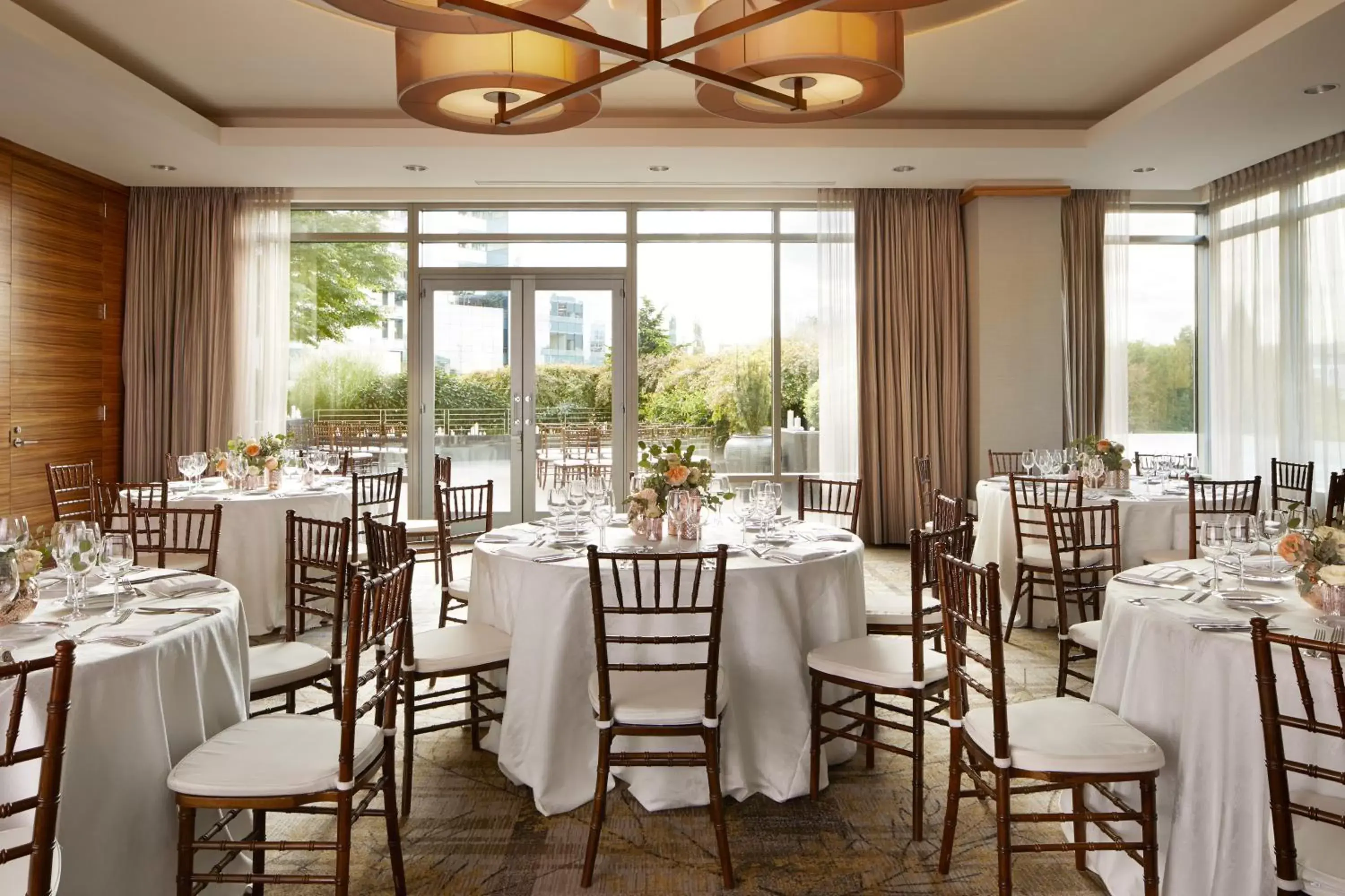 Banquet/Function facilities, Restaurant/Places to Eat in Pan Pacific Seattle