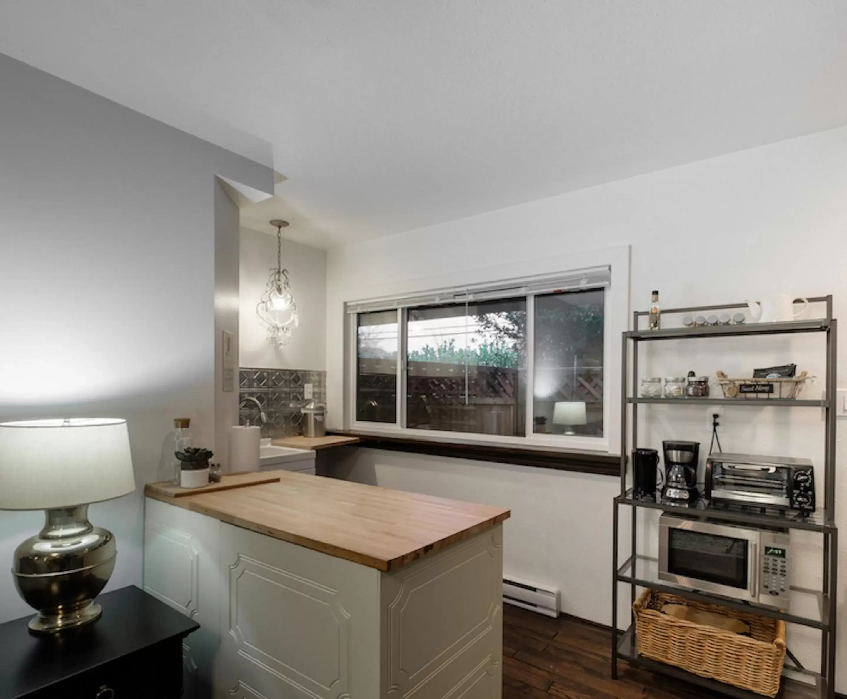Kitchen or kitchenette, Kitchen/Kitchenette in Bramblebank Cottages