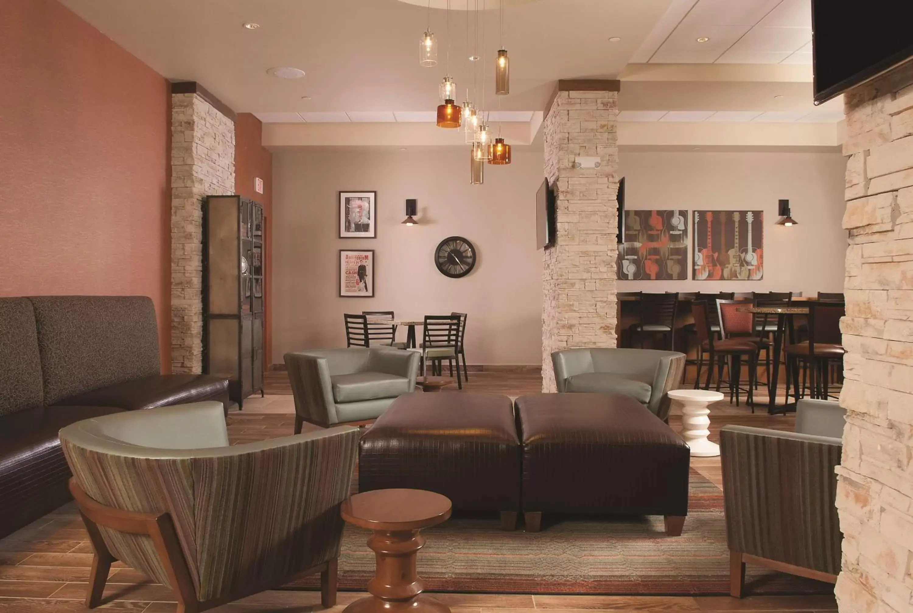 Property building in Embassy Suites by Hilton Nashville Airport Property building in Embassy Suites by Hilton Nashville Airport