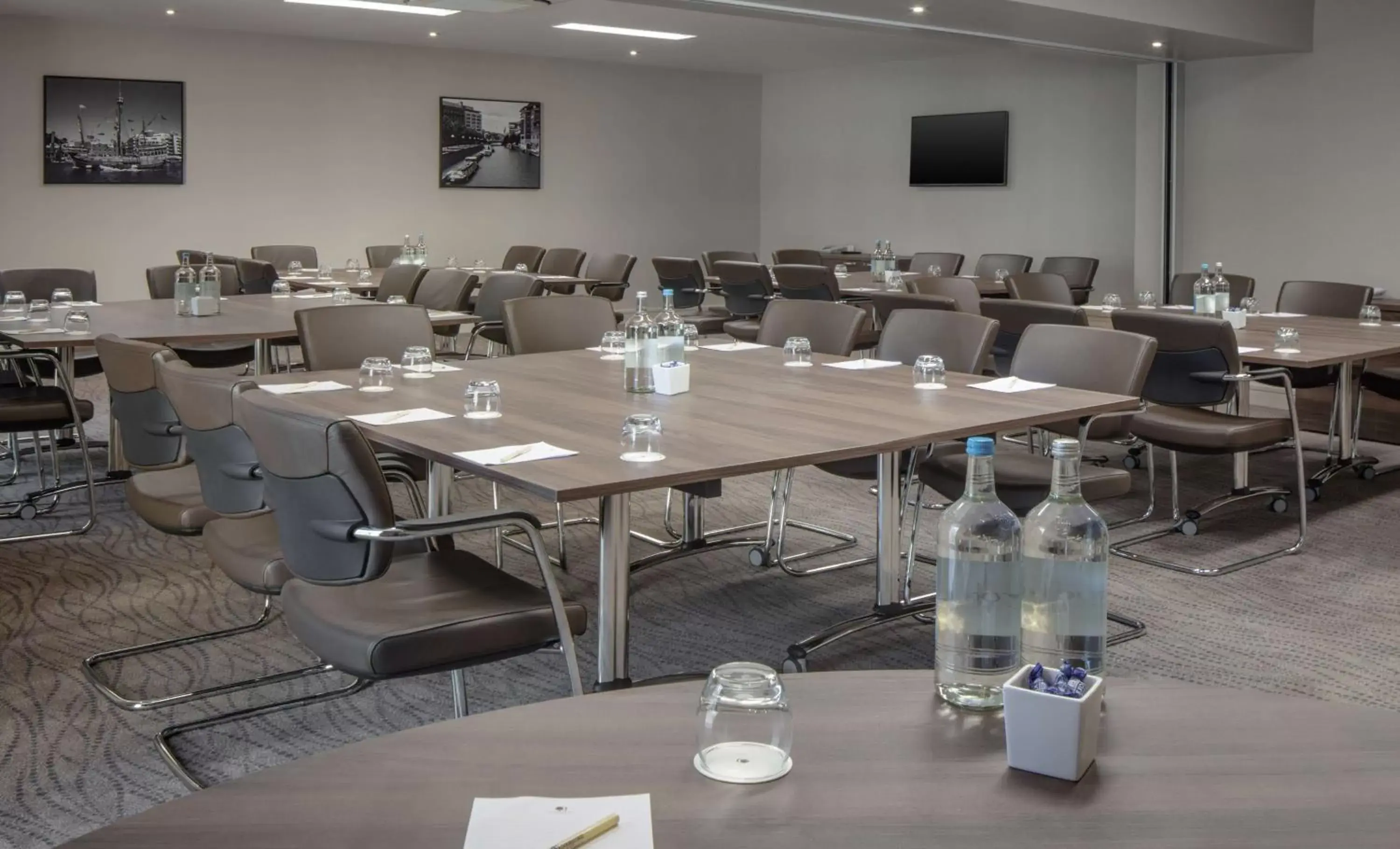 Meeting/conference room in DoubleTree by Hilton Bristol City Centre