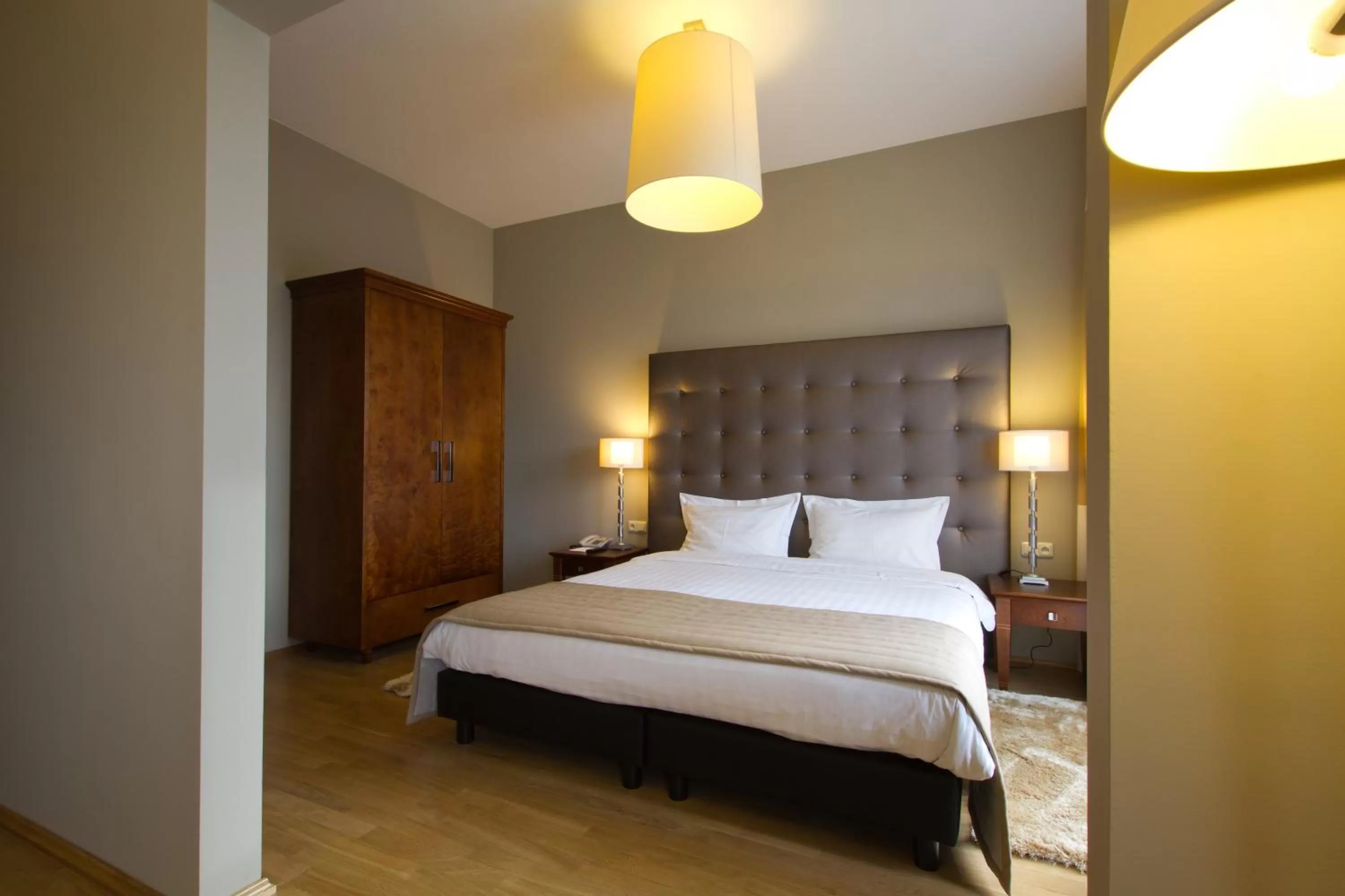 Bed in Don Prestige Residence