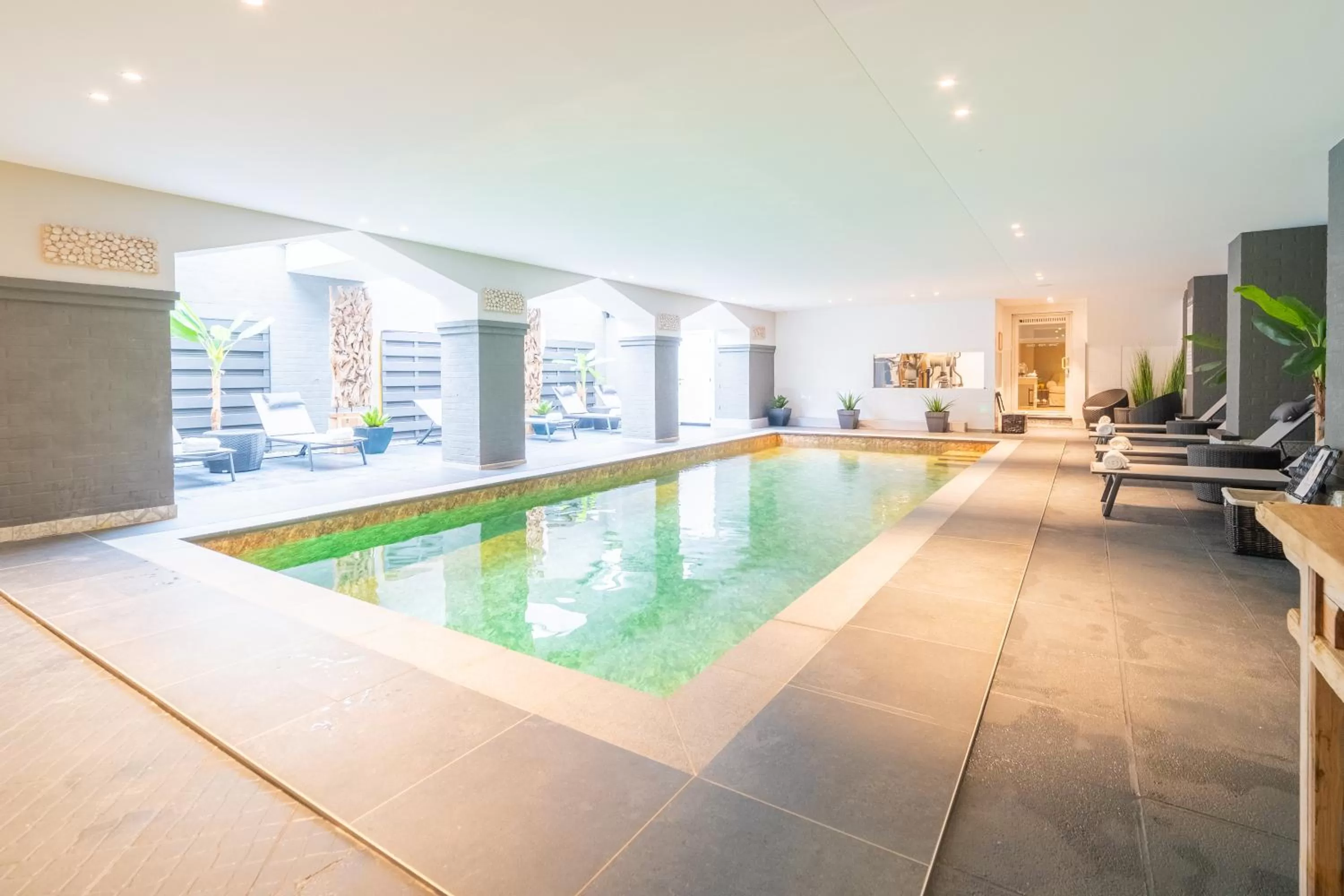 Swimming pool in Grand Hotel Normandy by CW Hotel Collection