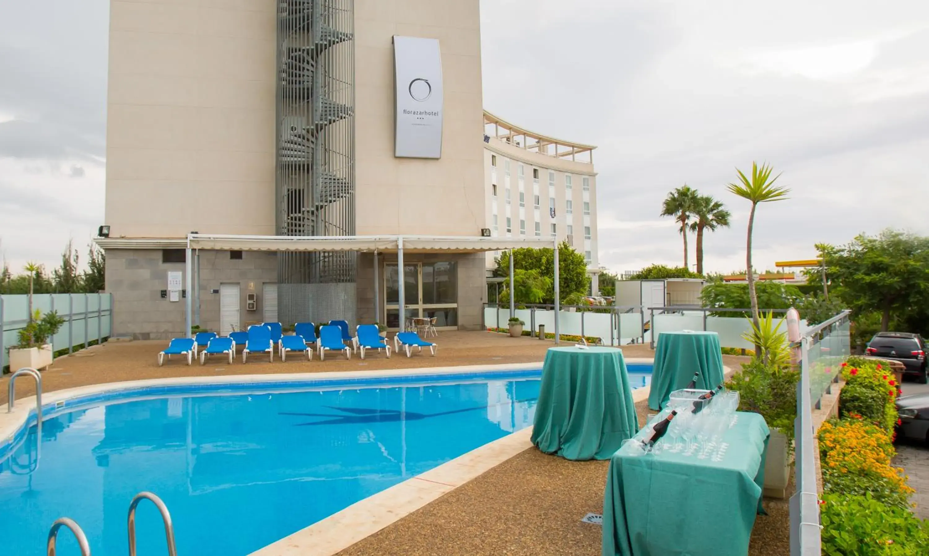 Swimming Pool in Flag Hotel Valencia Florazar