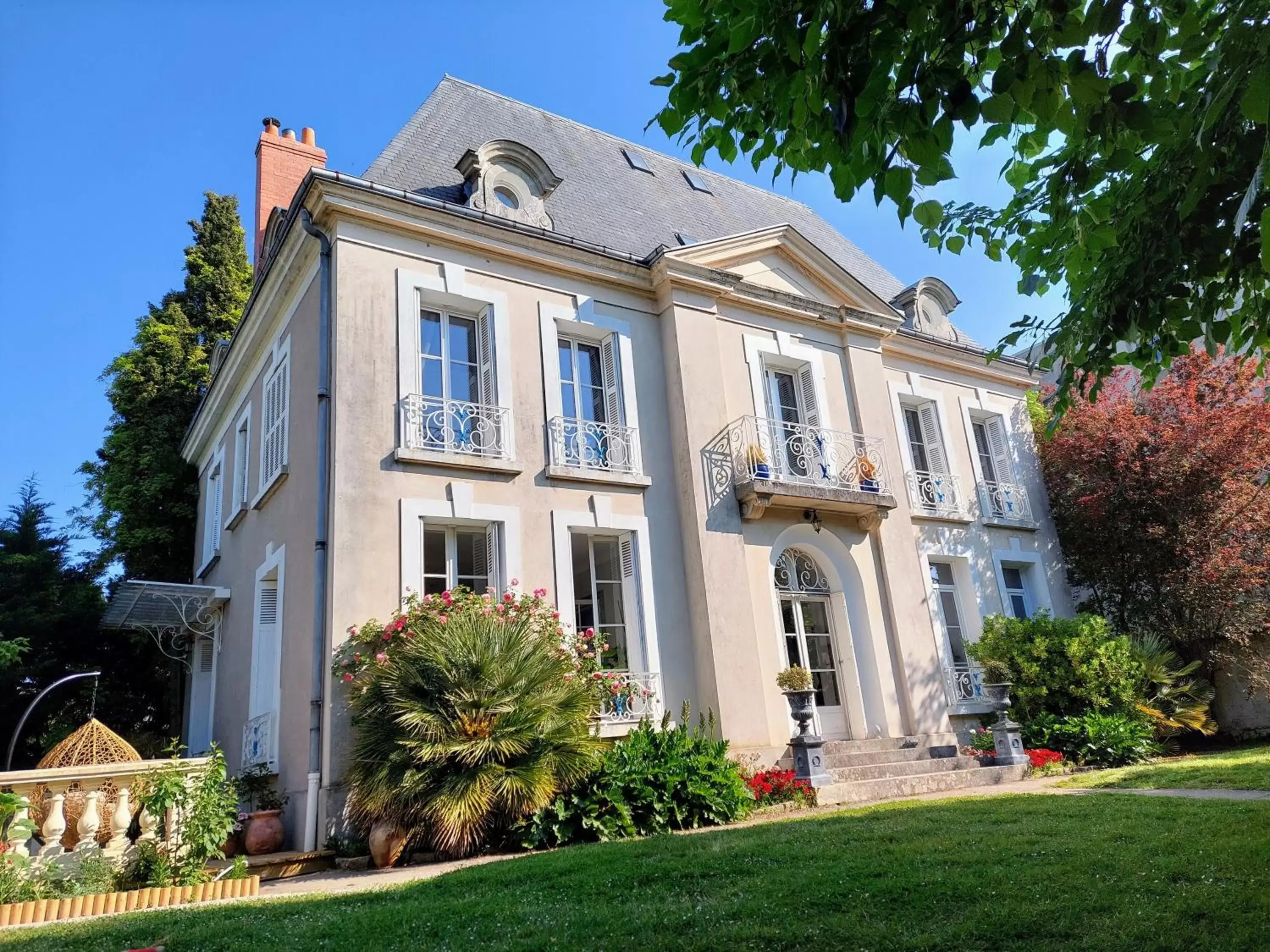 Property Building in La Maucannière